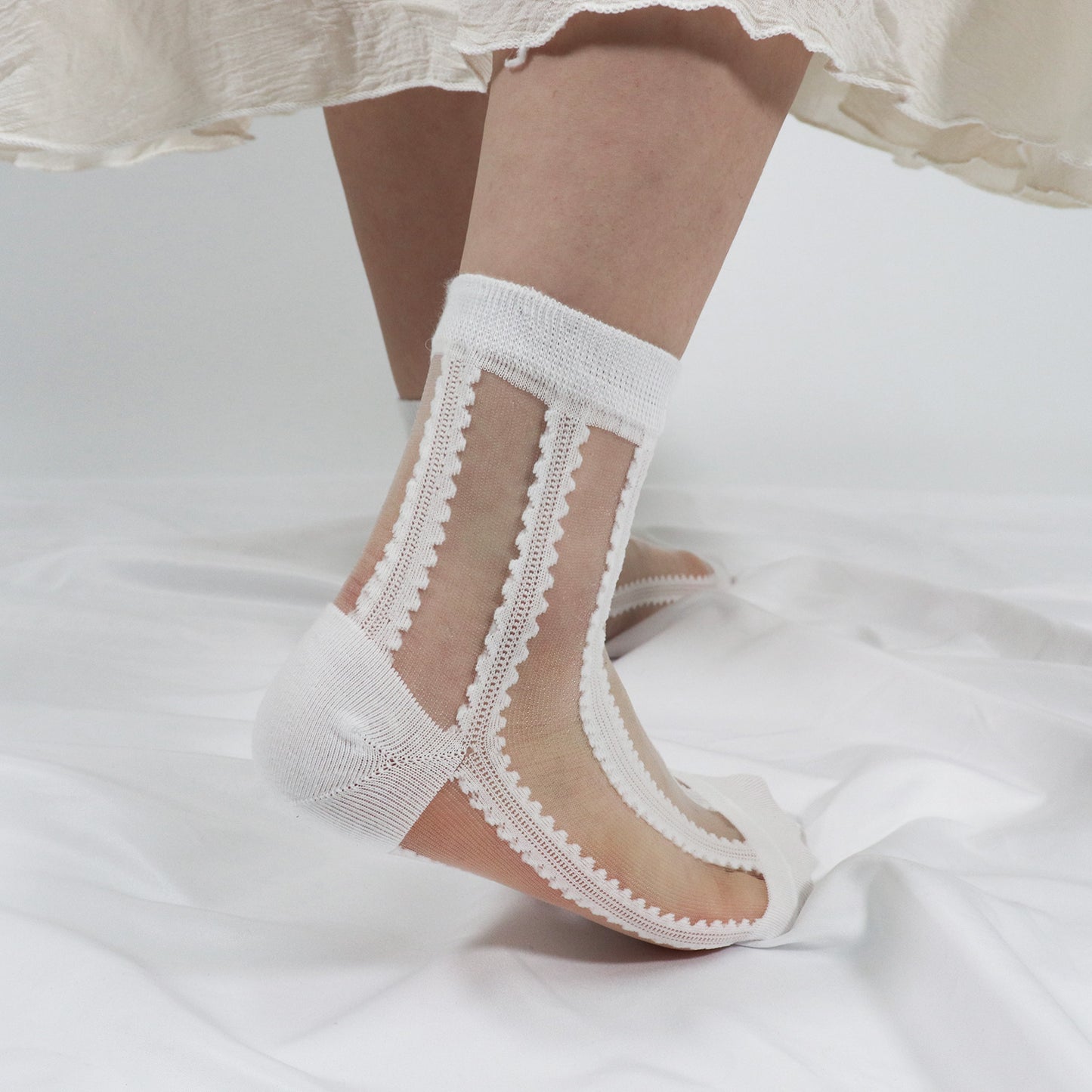 Women's Crew See-Through Simple lace Sheer Socks