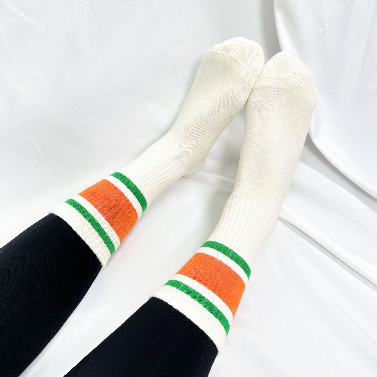 Women's Crew Retro Style 2 Socks