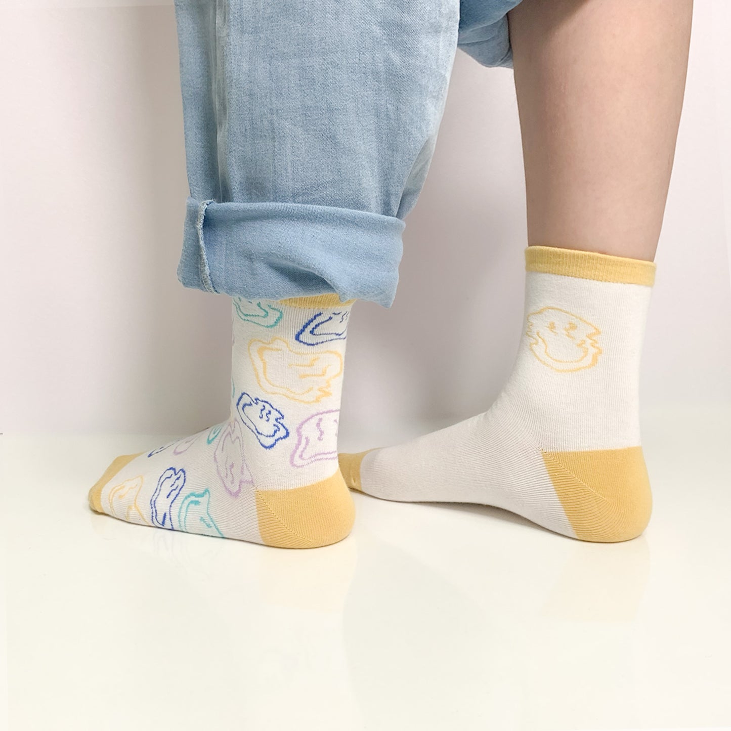 Women's Crew Glitch Smile Mismatched AB Socks