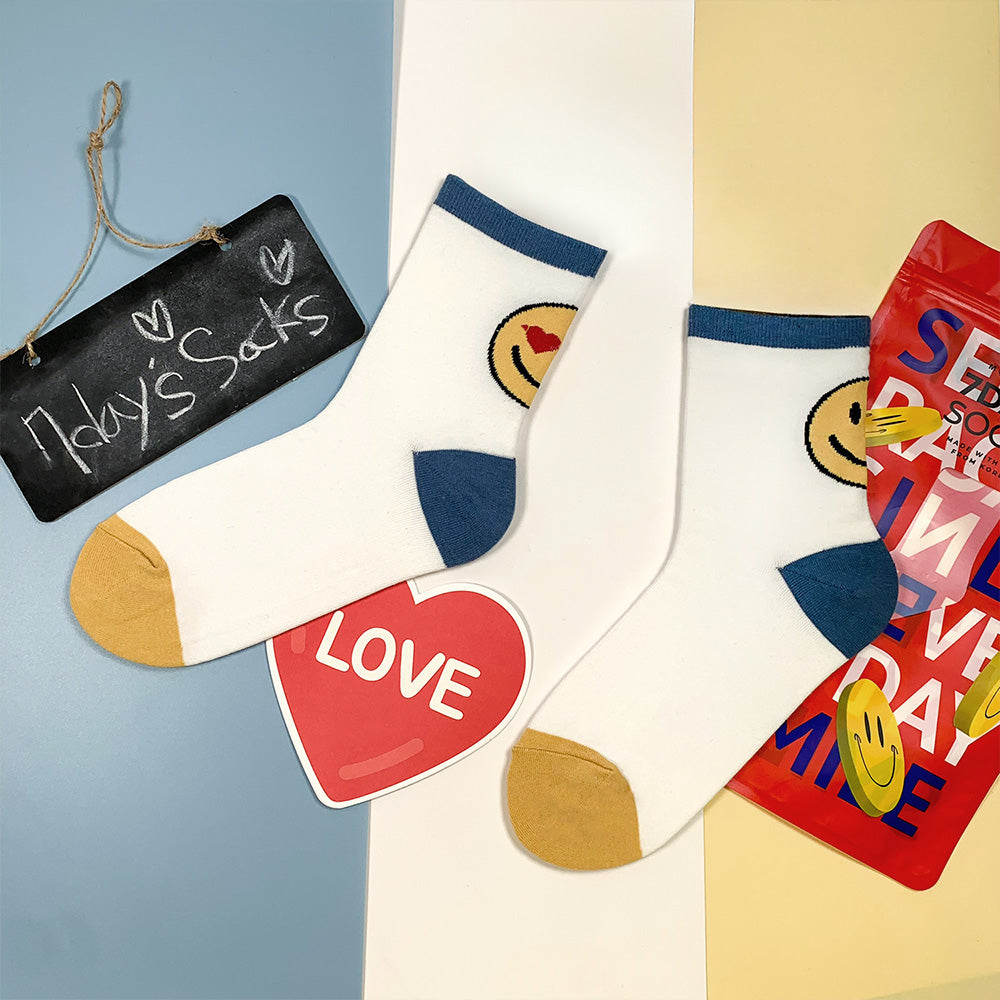 Women's Crew Emoji Smile Mismatched AB Socks