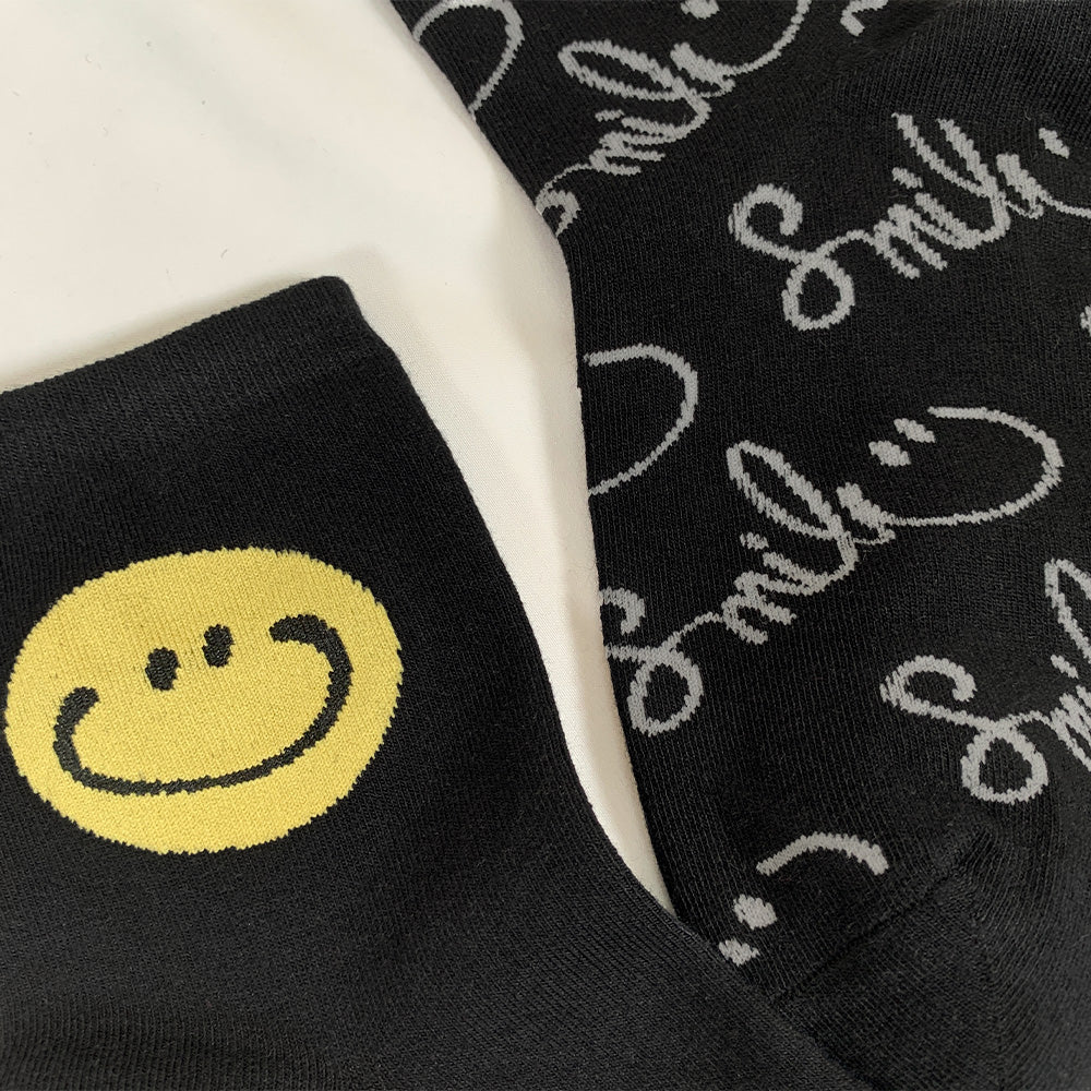 Women's Crew Handwriting Smile Mismatched AB Socks