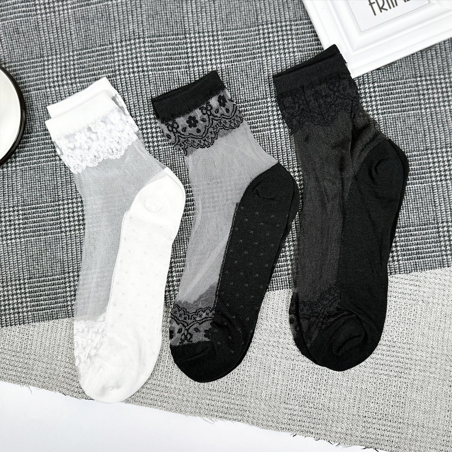 Women's Ankle Antique Sheer Socks