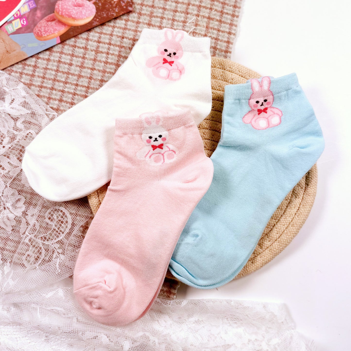 Women's Crew Little Bunny Middle Socks