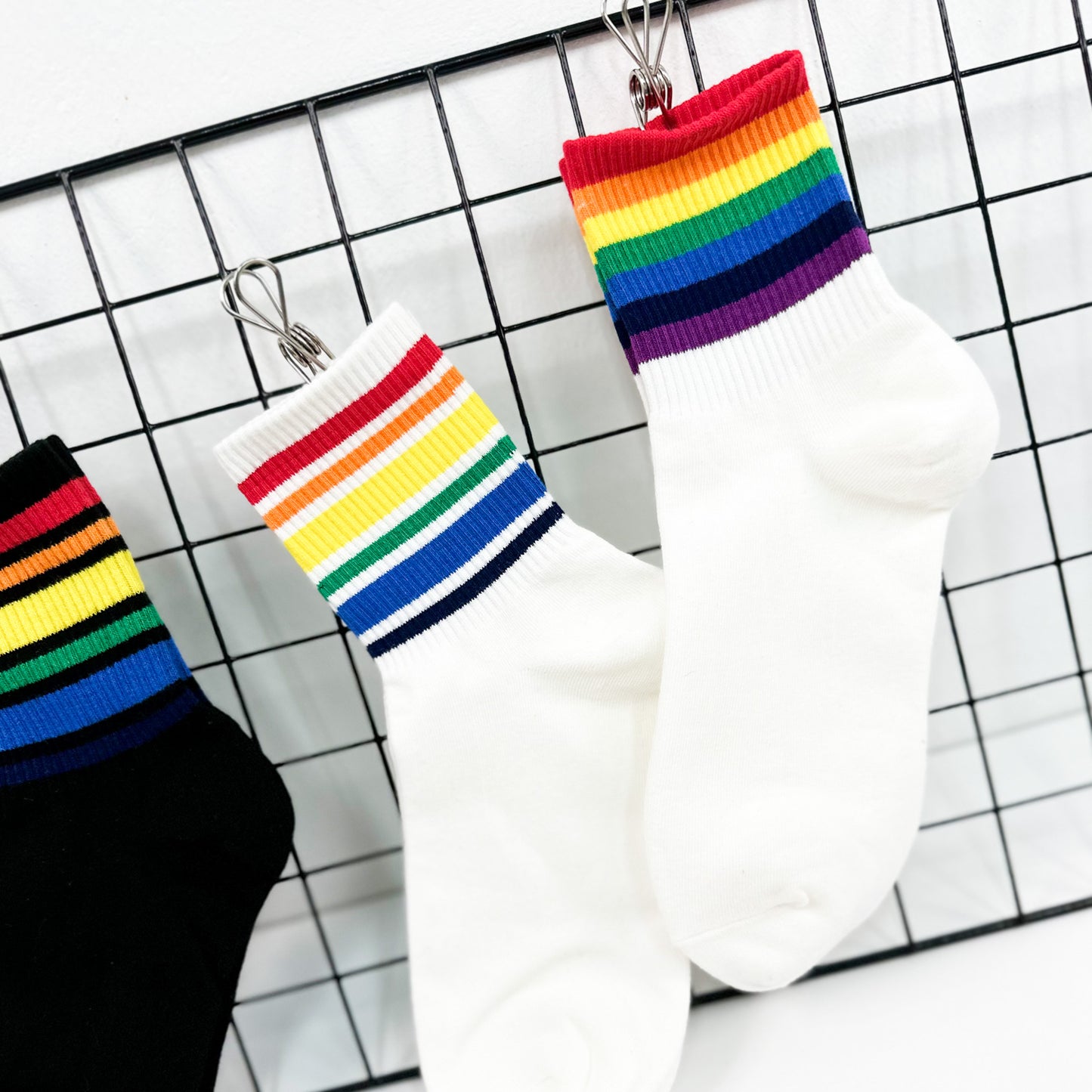 Women's Crew Rainbow Socks