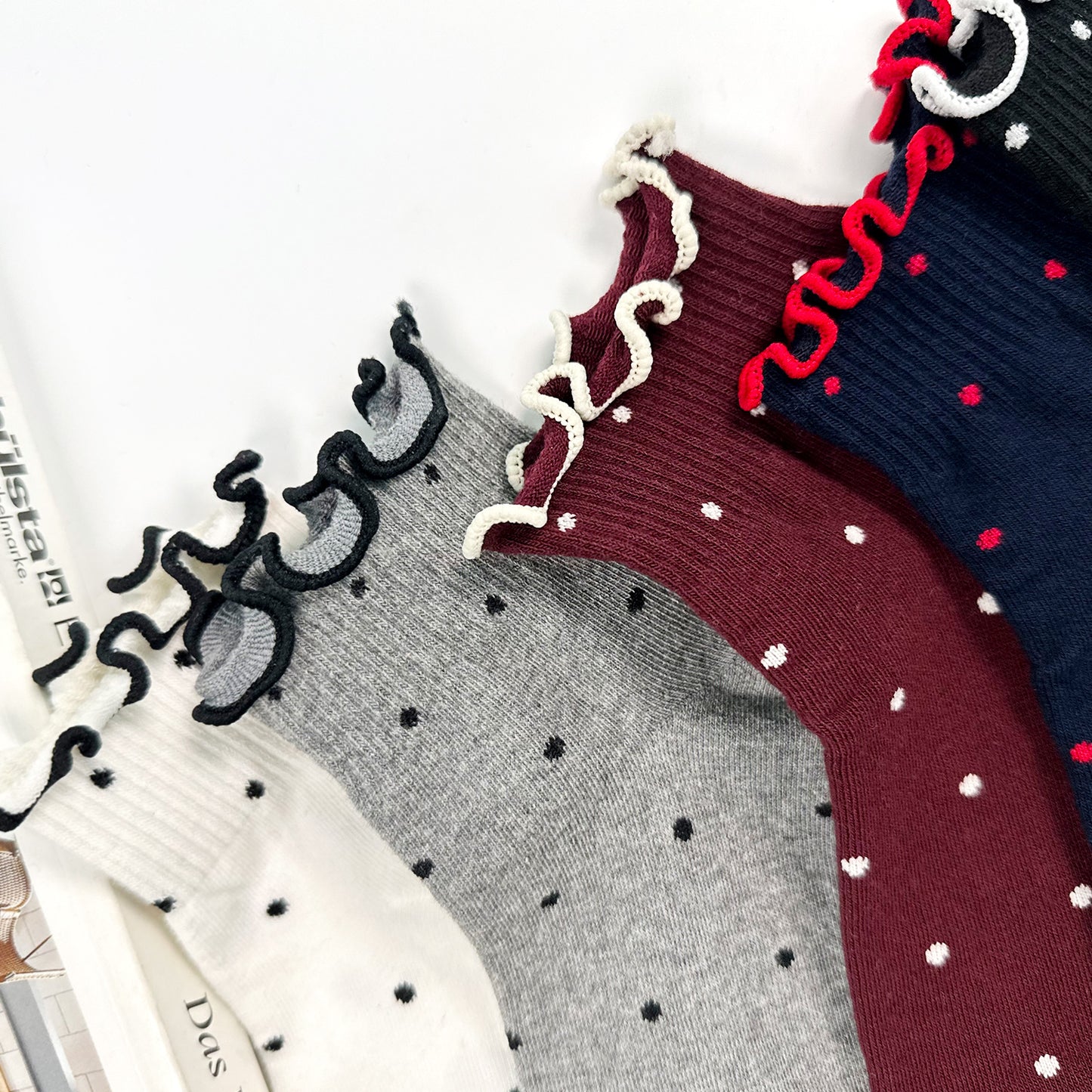 Women's Crew Frill Dot Socks