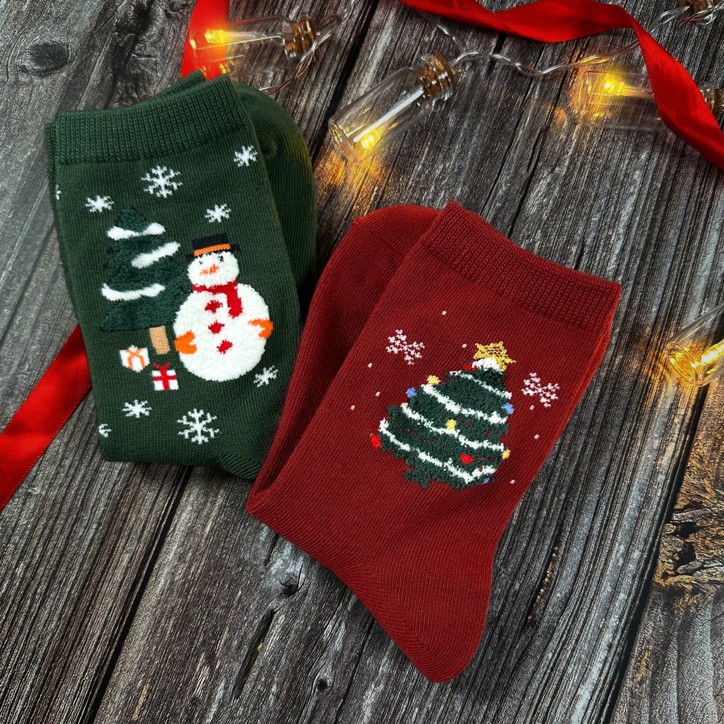 Women's Crew Carol Socks