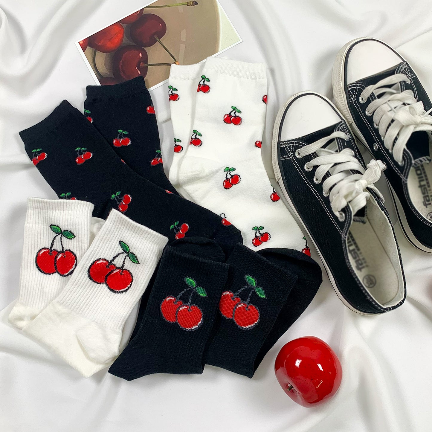 Women's Crew Cherry Pattern Socks