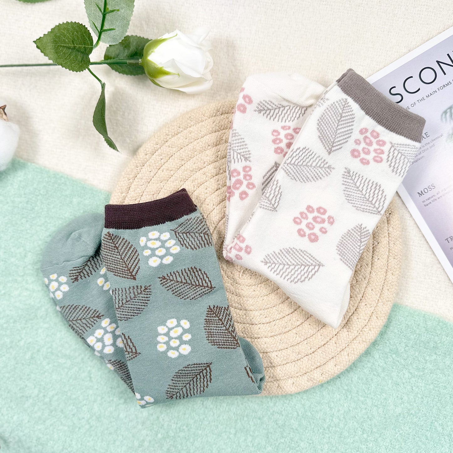 Women's Crew Leaves Socks