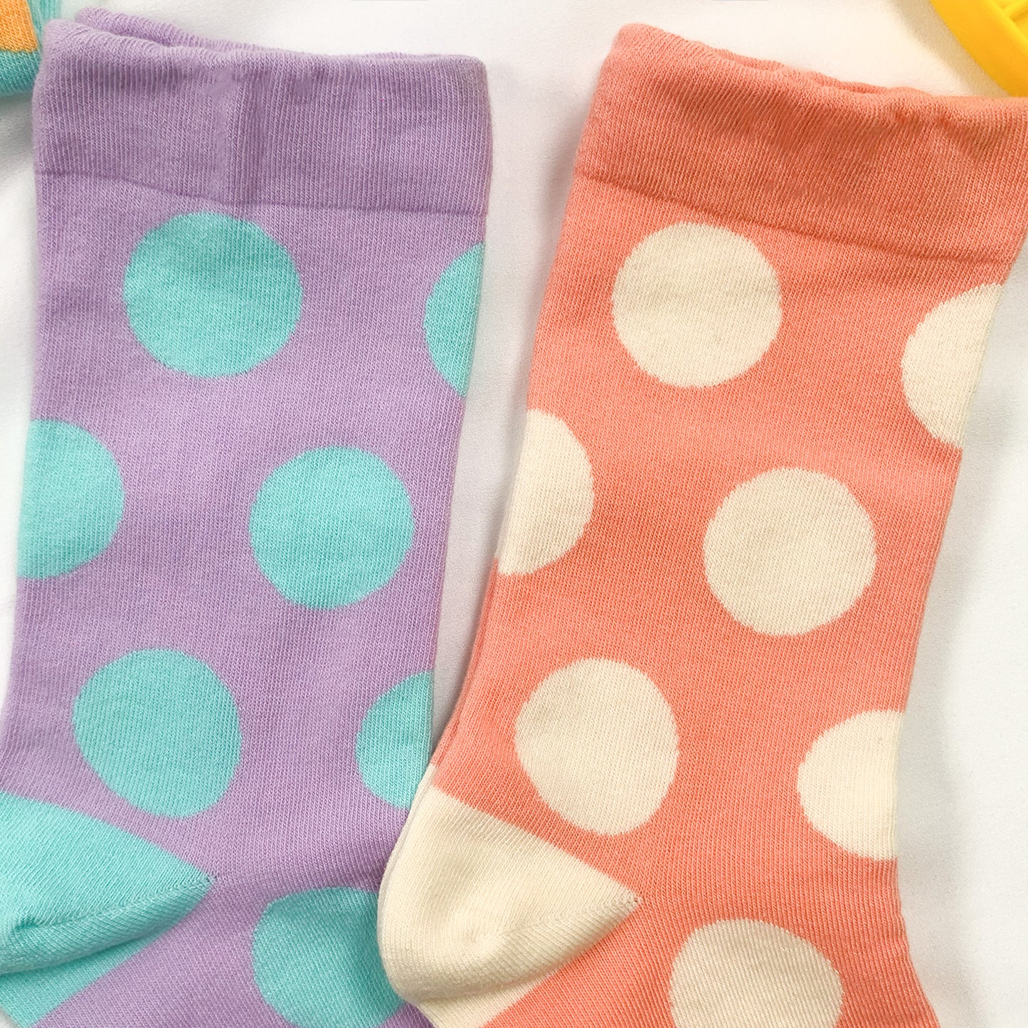 Women's Crew Cuff Dot Socks