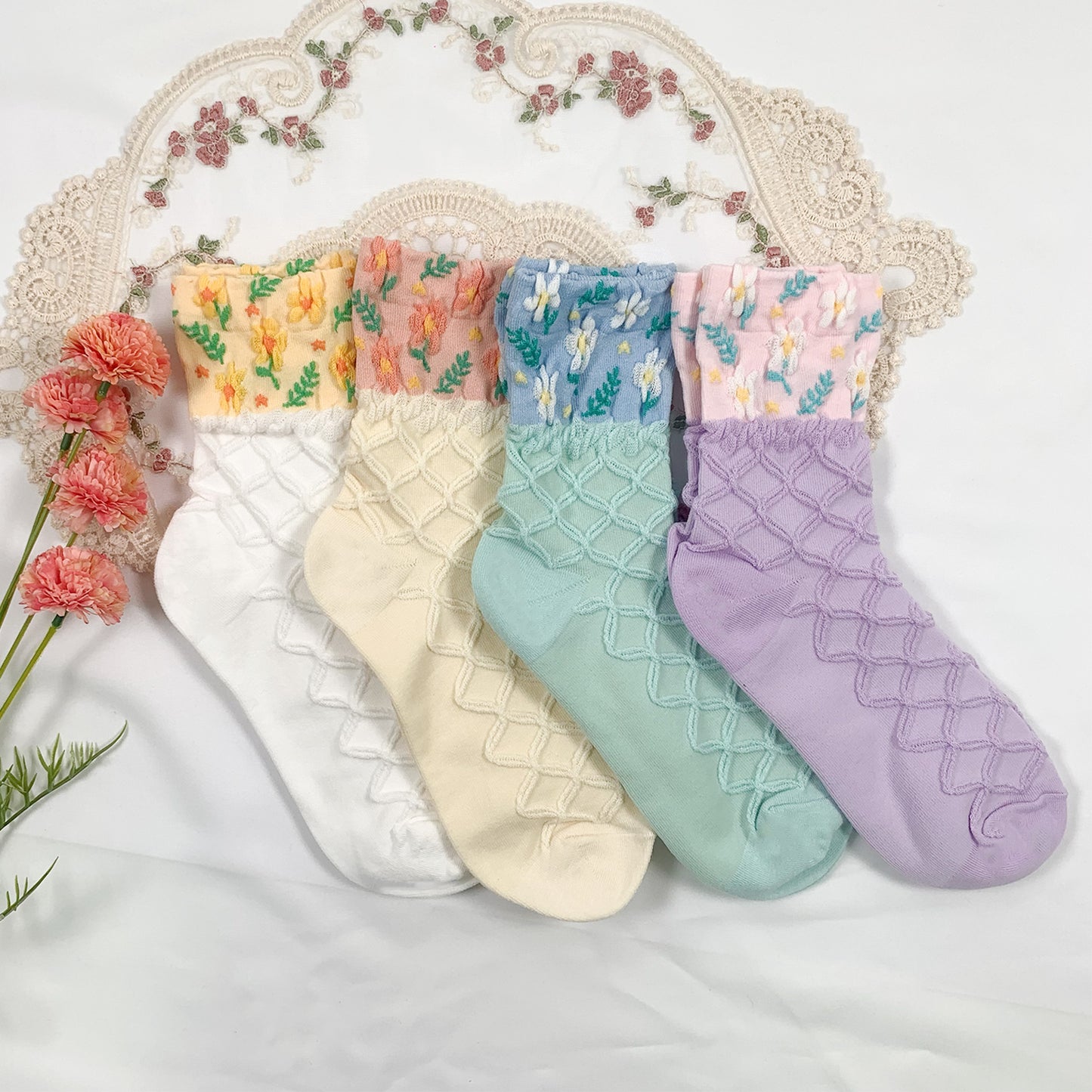 Women's Crew Spring Flower Lace Socks