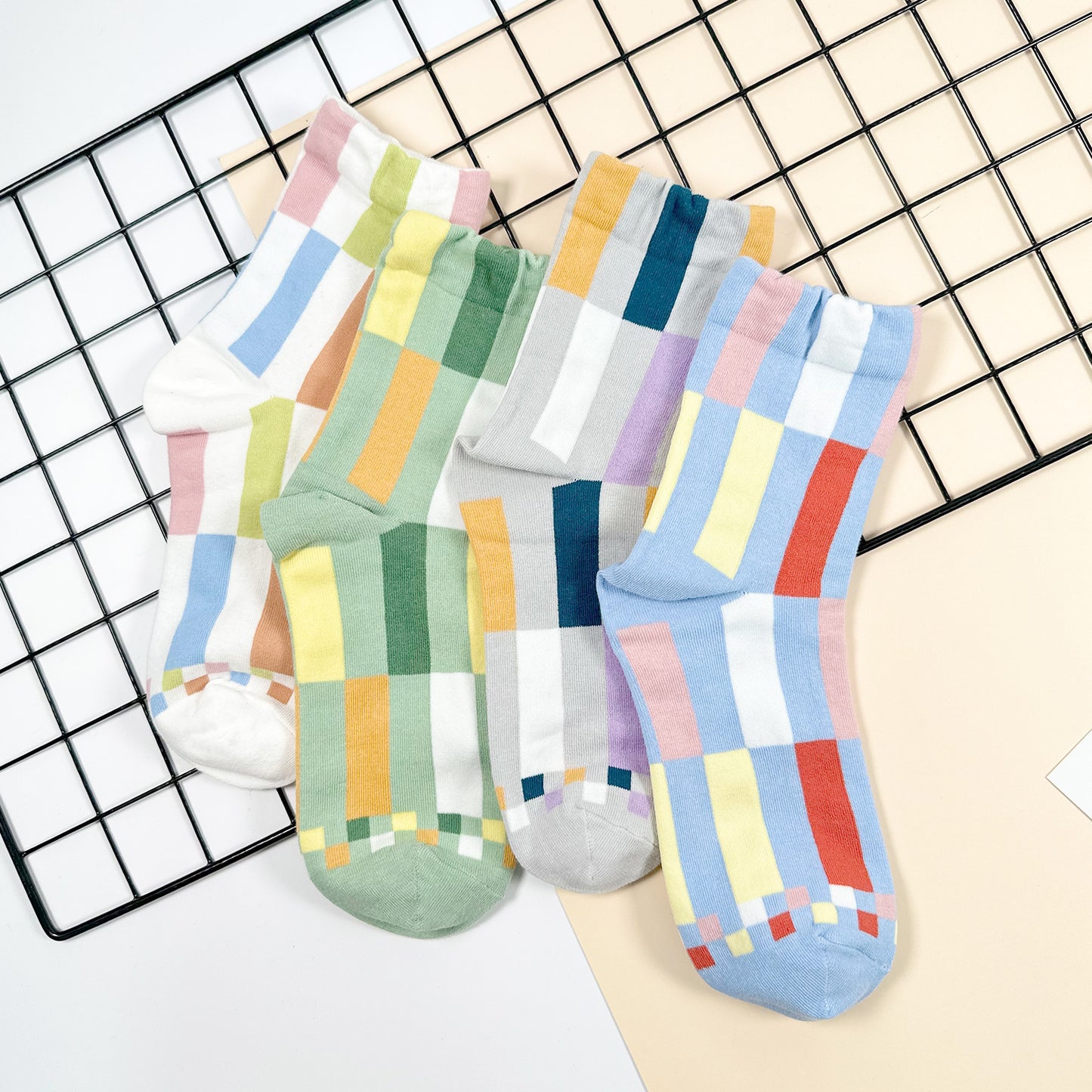 Women's Crew Color Square Pattern Socks