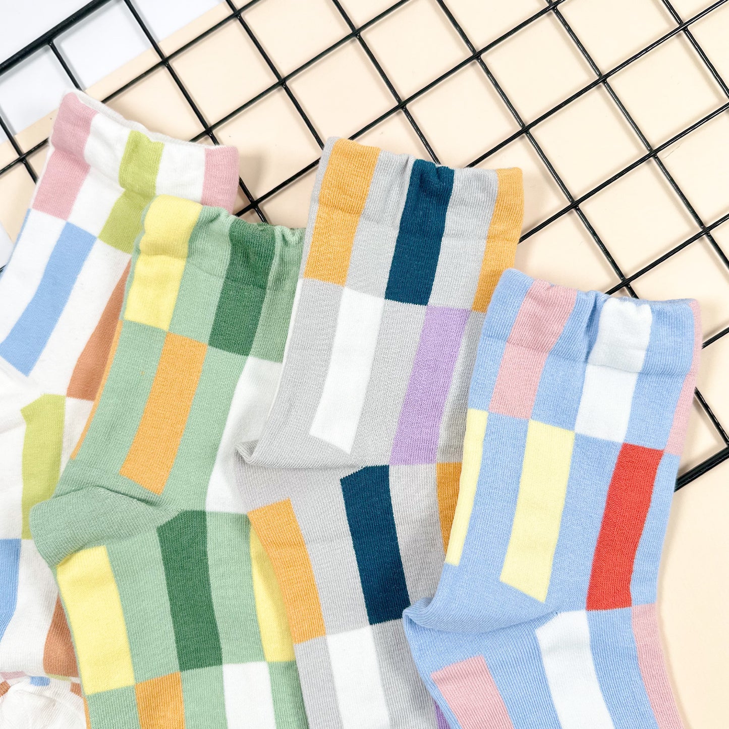 Women's Crew Color Square Pattern Socks
