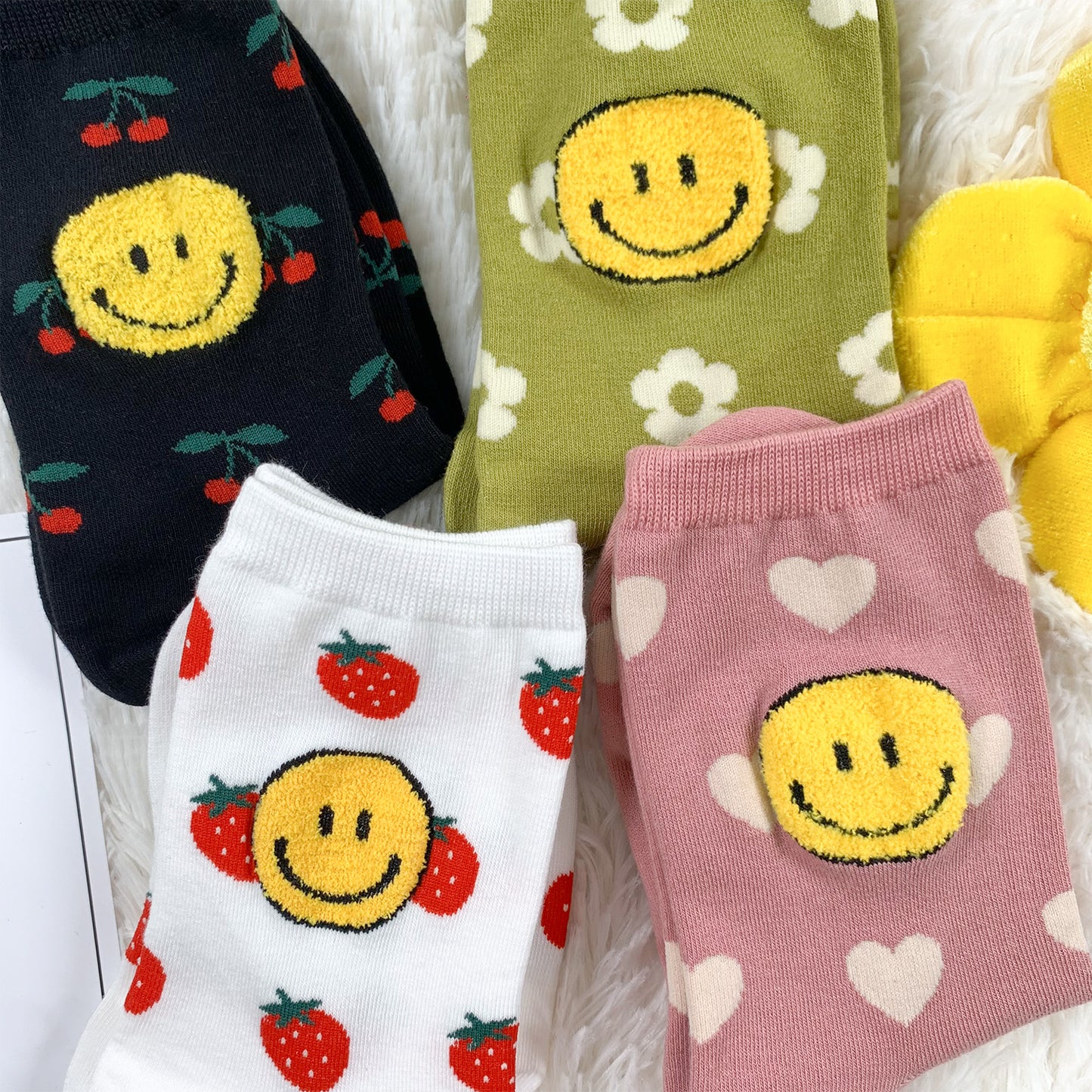 Women's Crew Kitsch Smile Socks