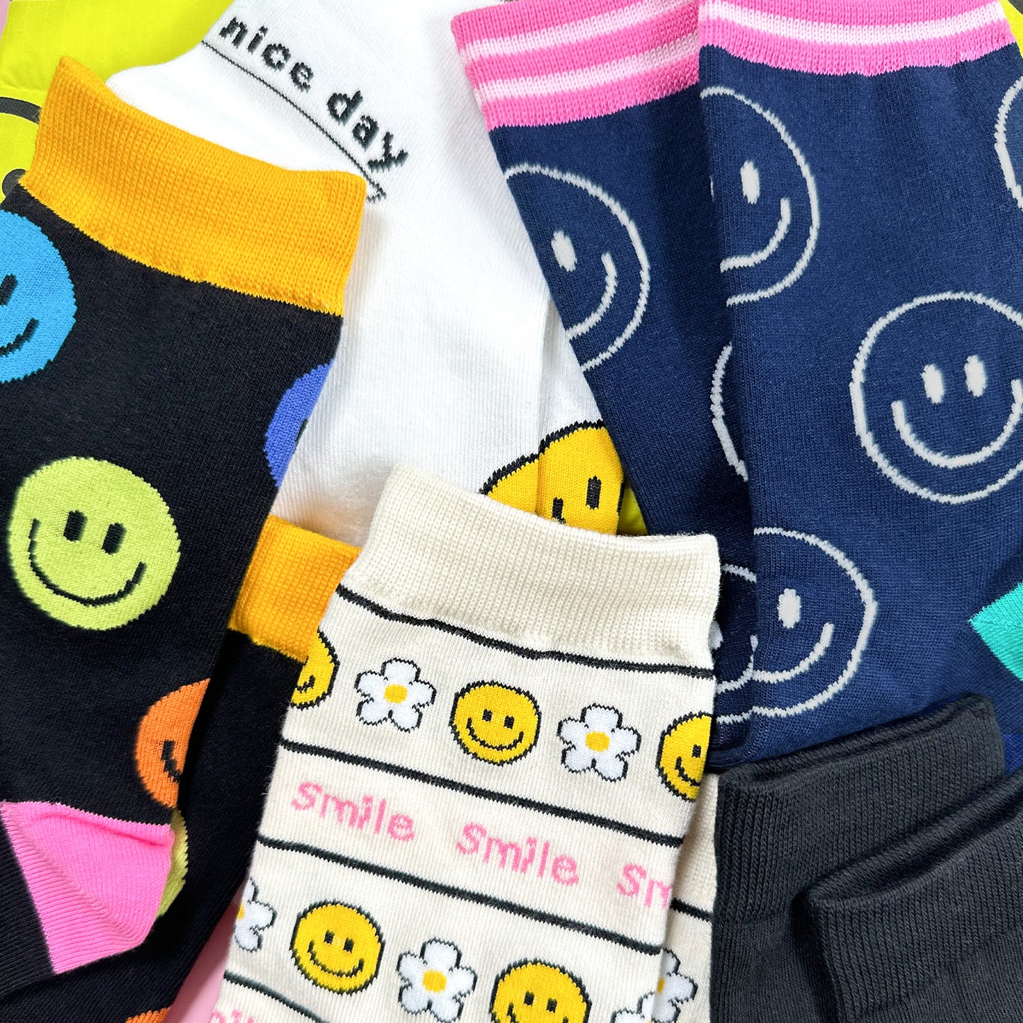 Women's Crew Smile Club Socks