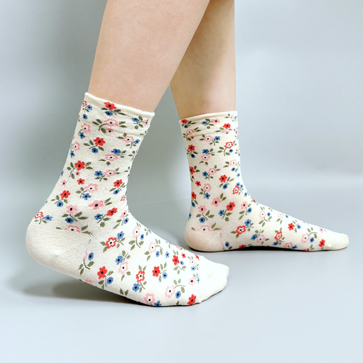 Women's Flower Pattern Crew Socks