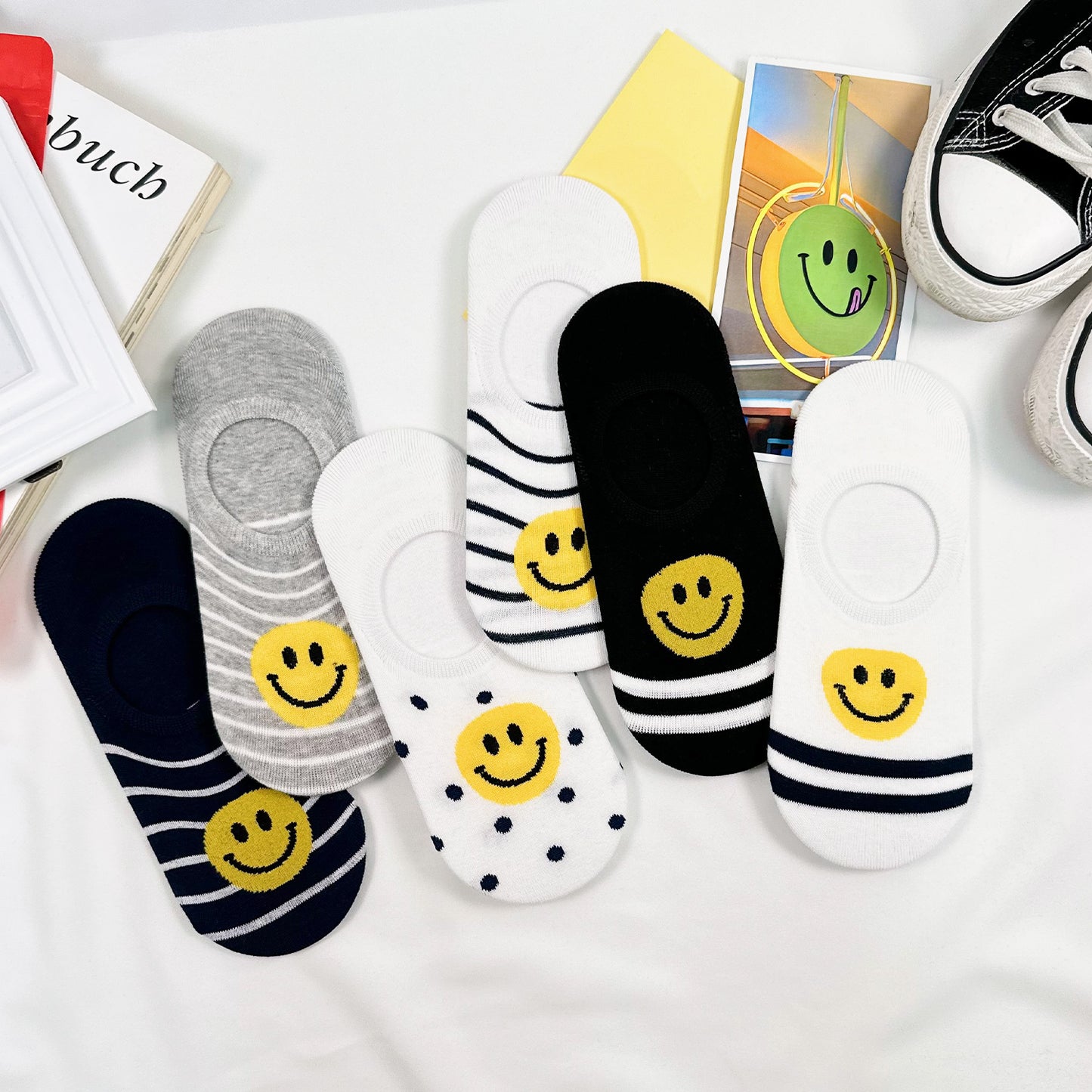 Women's No Show Happy Smile Socks