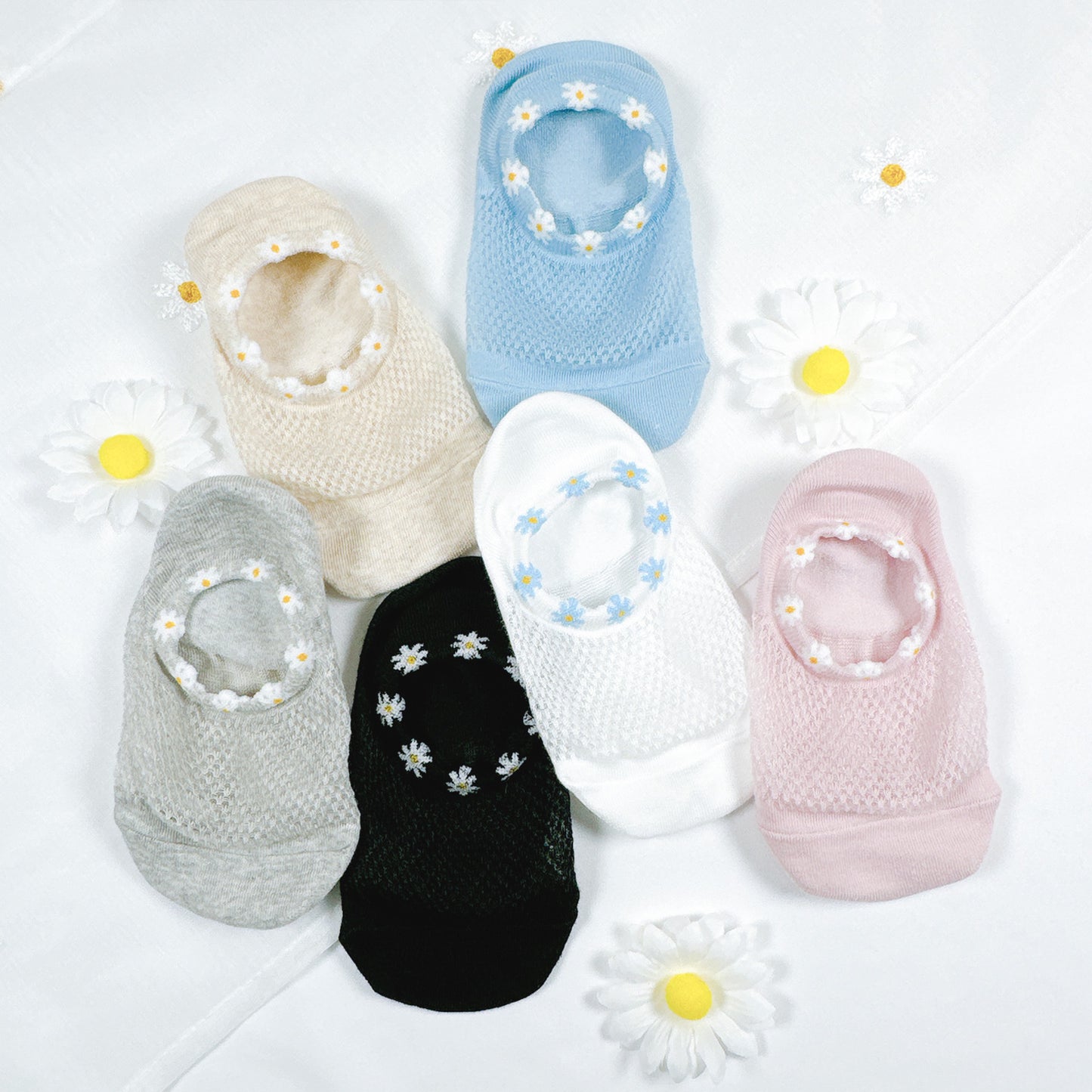 Women's No Show Daisy Netting Thread No Show Socks