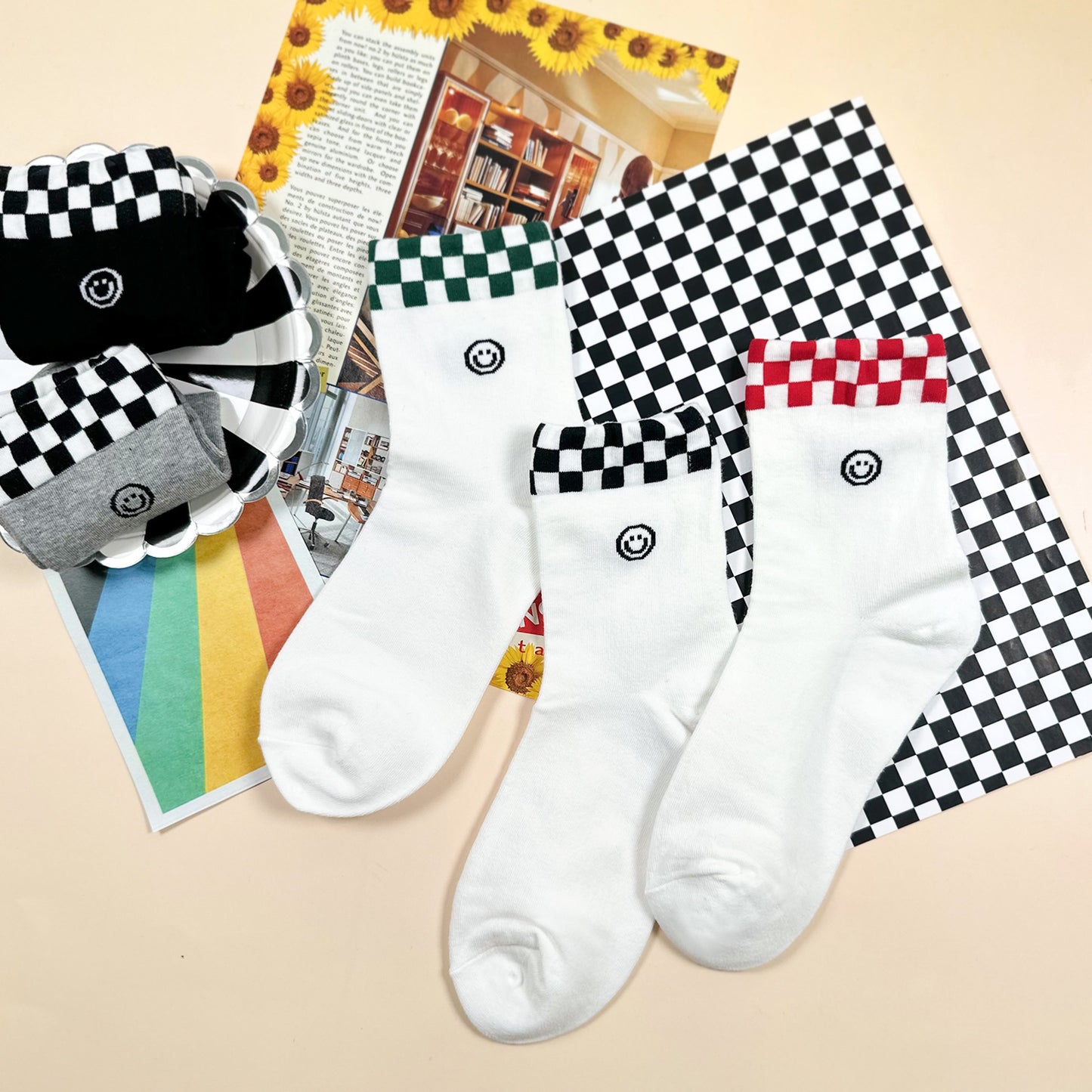 Women's Crew Check Smile Socks