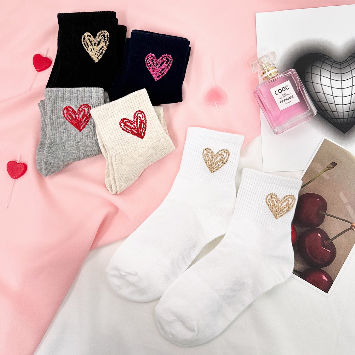 Women's Crew Drawing Heart Socks