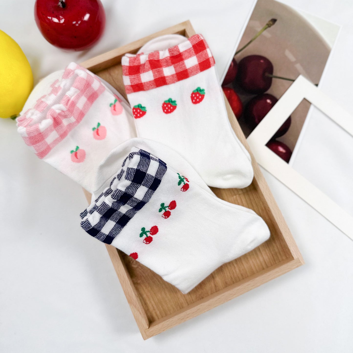 Women's Crew Fruit Check Socks