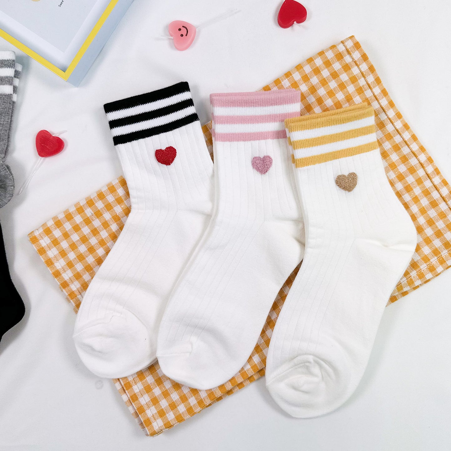 Women's Crew Heart Palette Socks