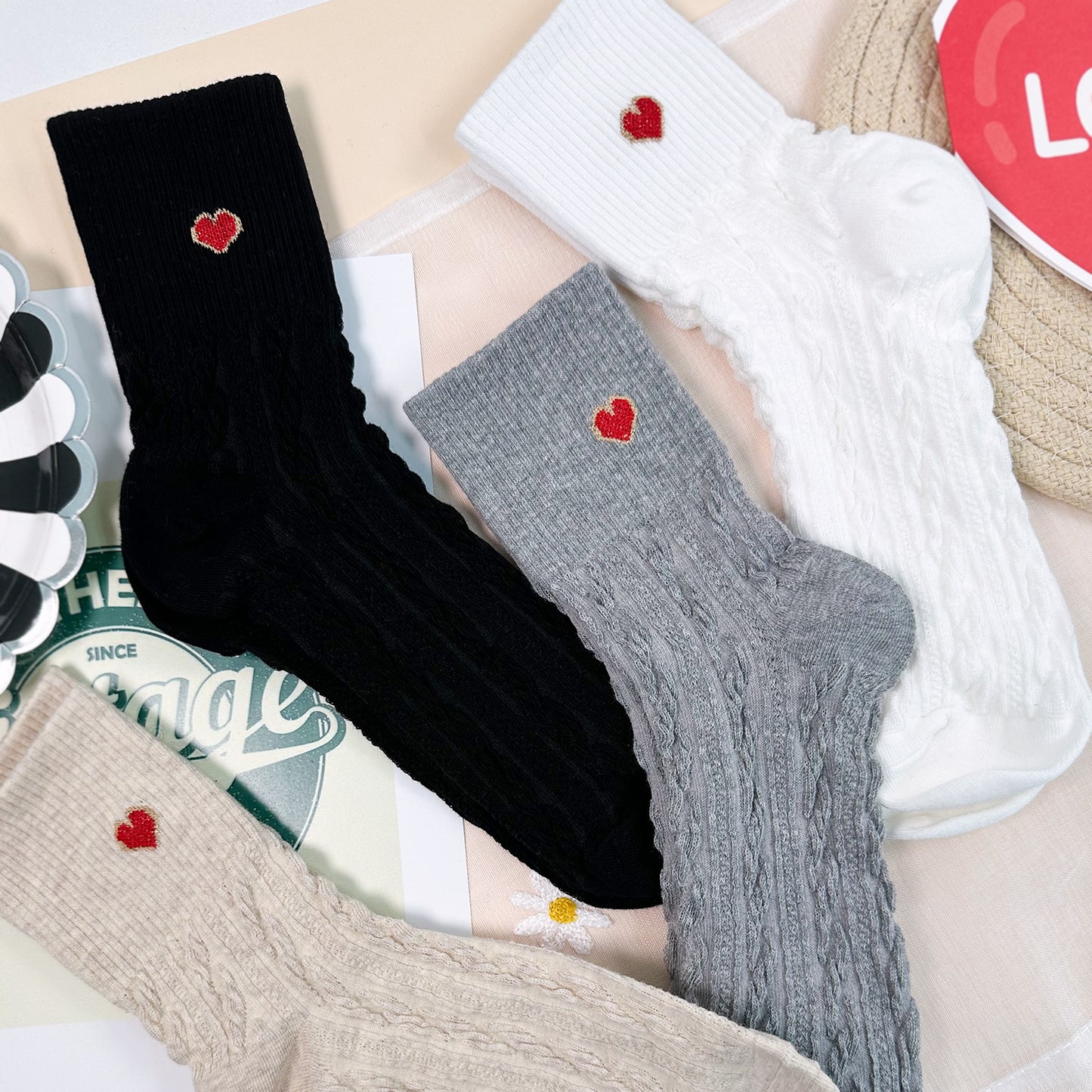 Women's Crew Twisted Heart Socks