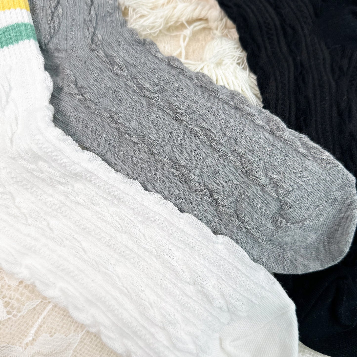 Women's Crew Spring Twist Socks