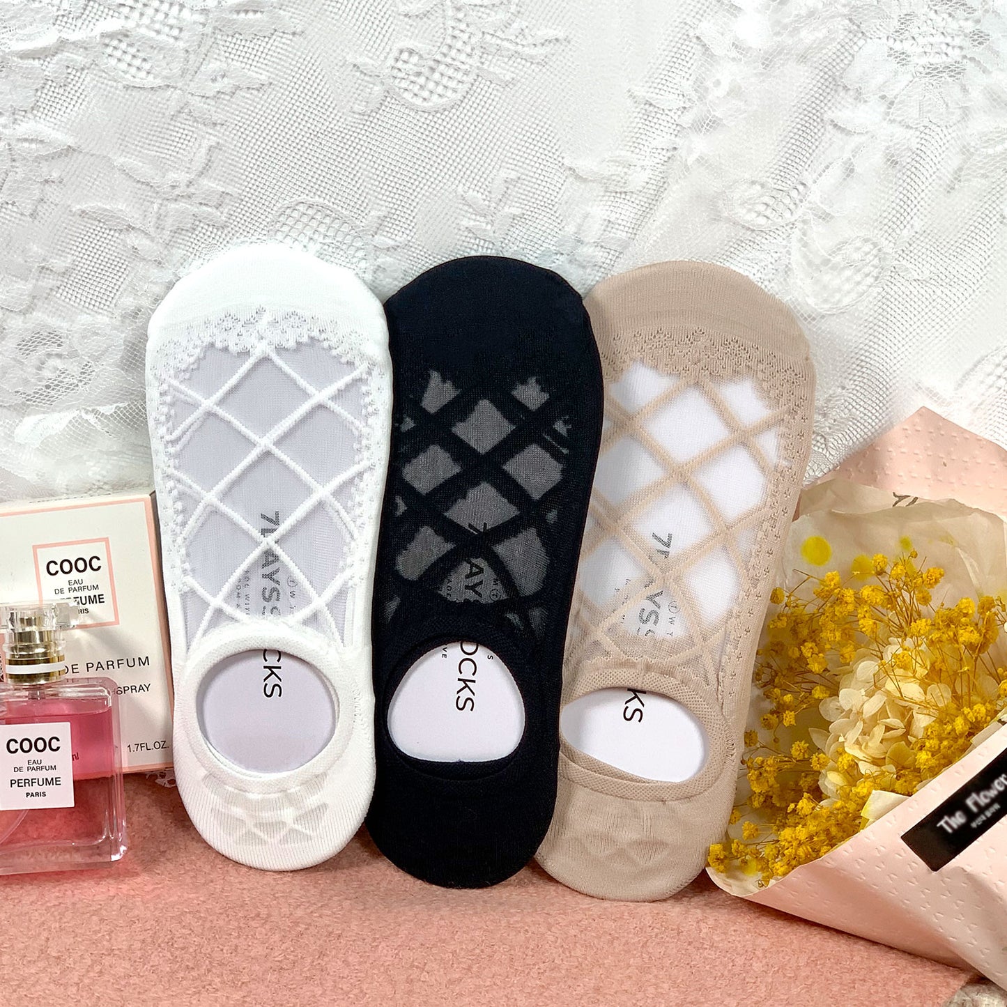 Women's No Show See-Through Lace Darling Socks