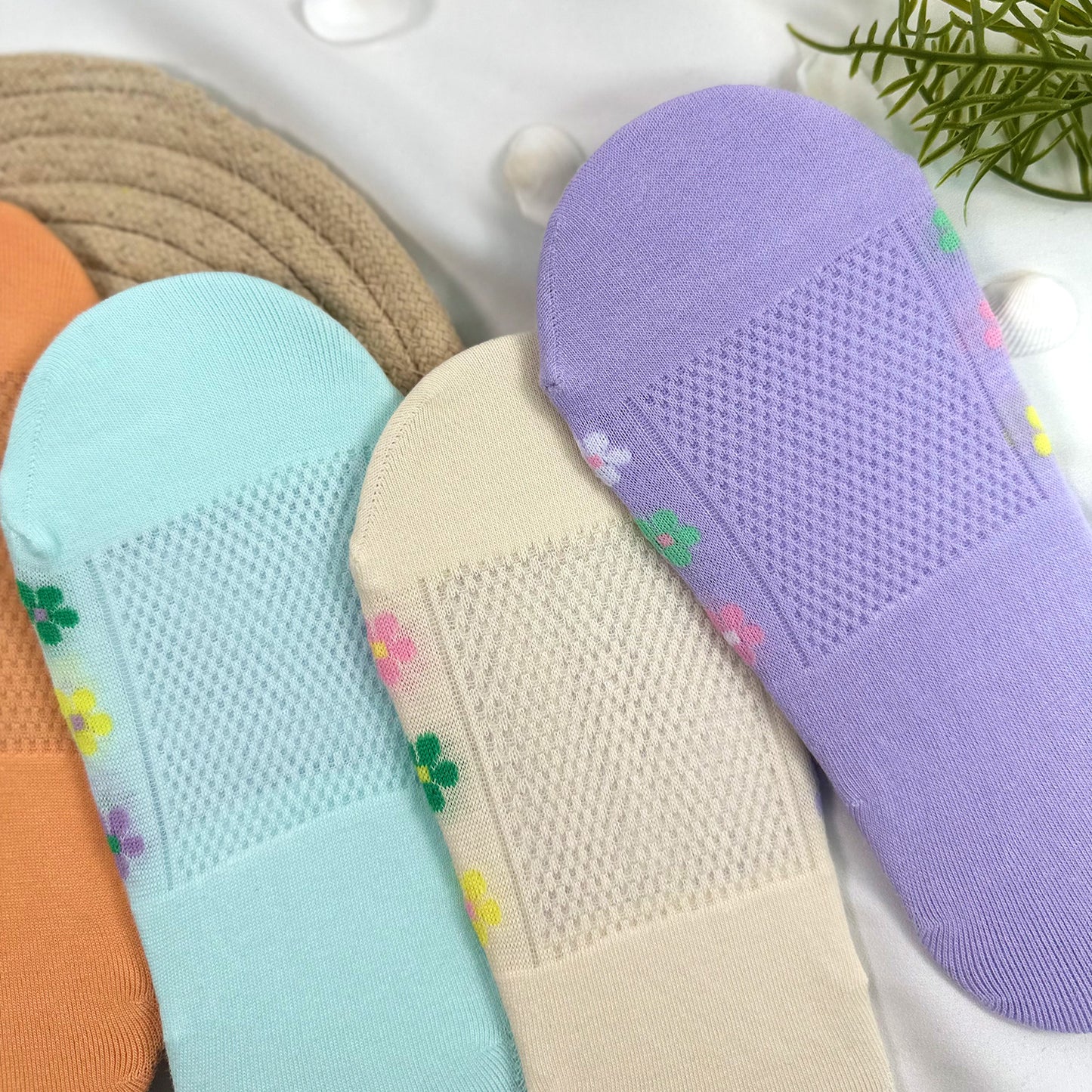 Women's No Show See-Through Pastel Flower Socks