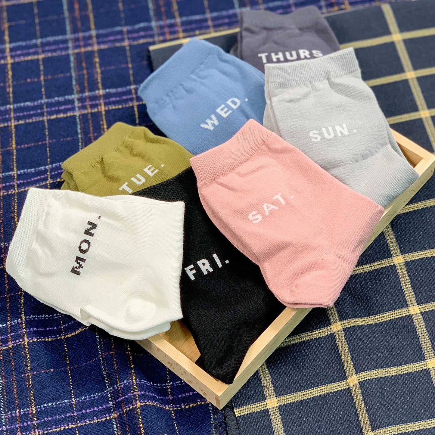 Women's Crew Weekly Socks