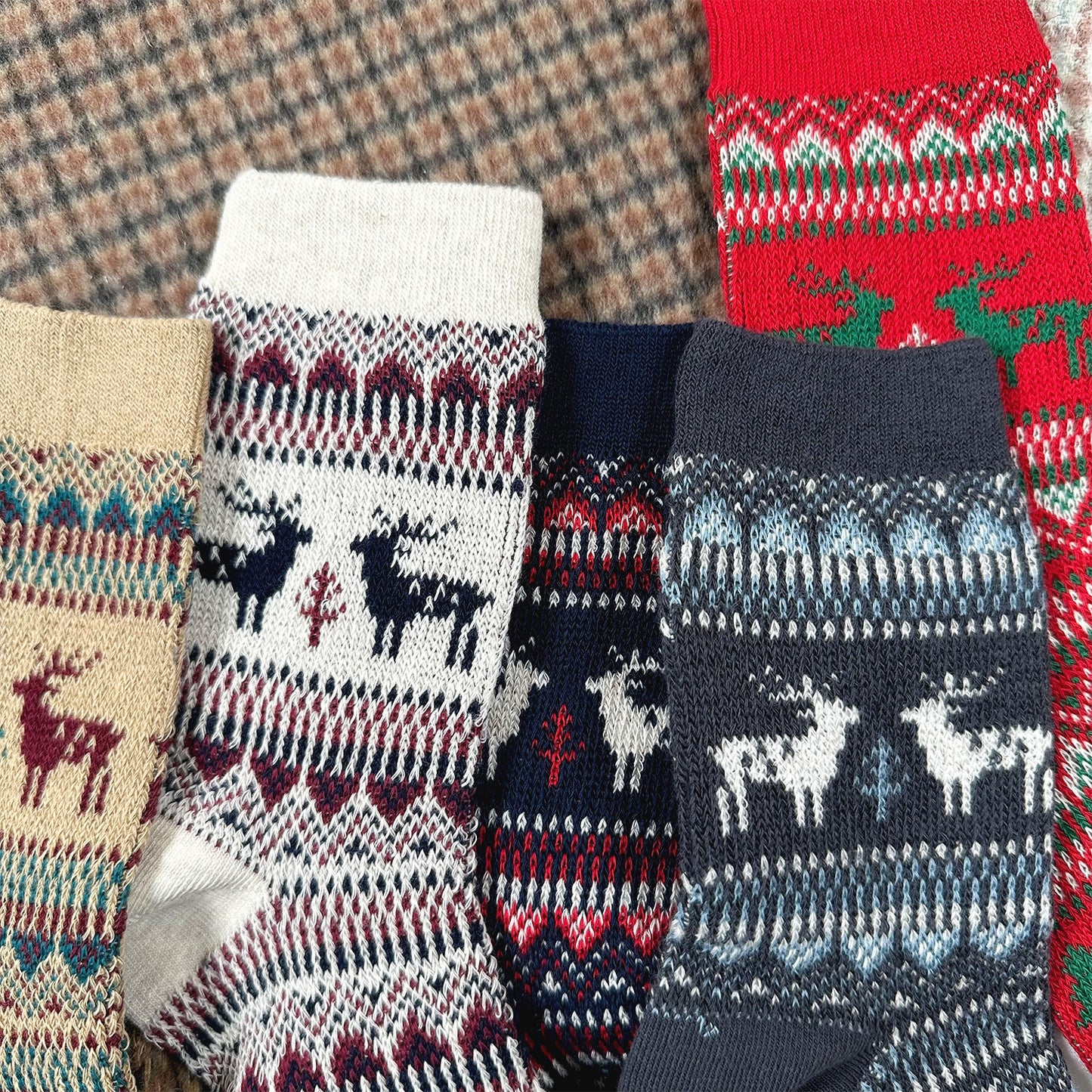 Women's Crew Winter Nordic Deer Jacquard Socks