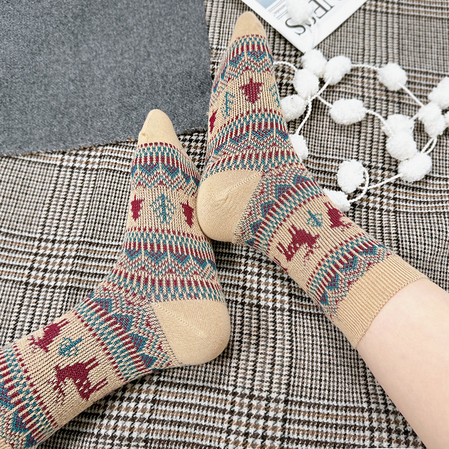 Women's Crew Winter Nordic Deer Jacquard Socks