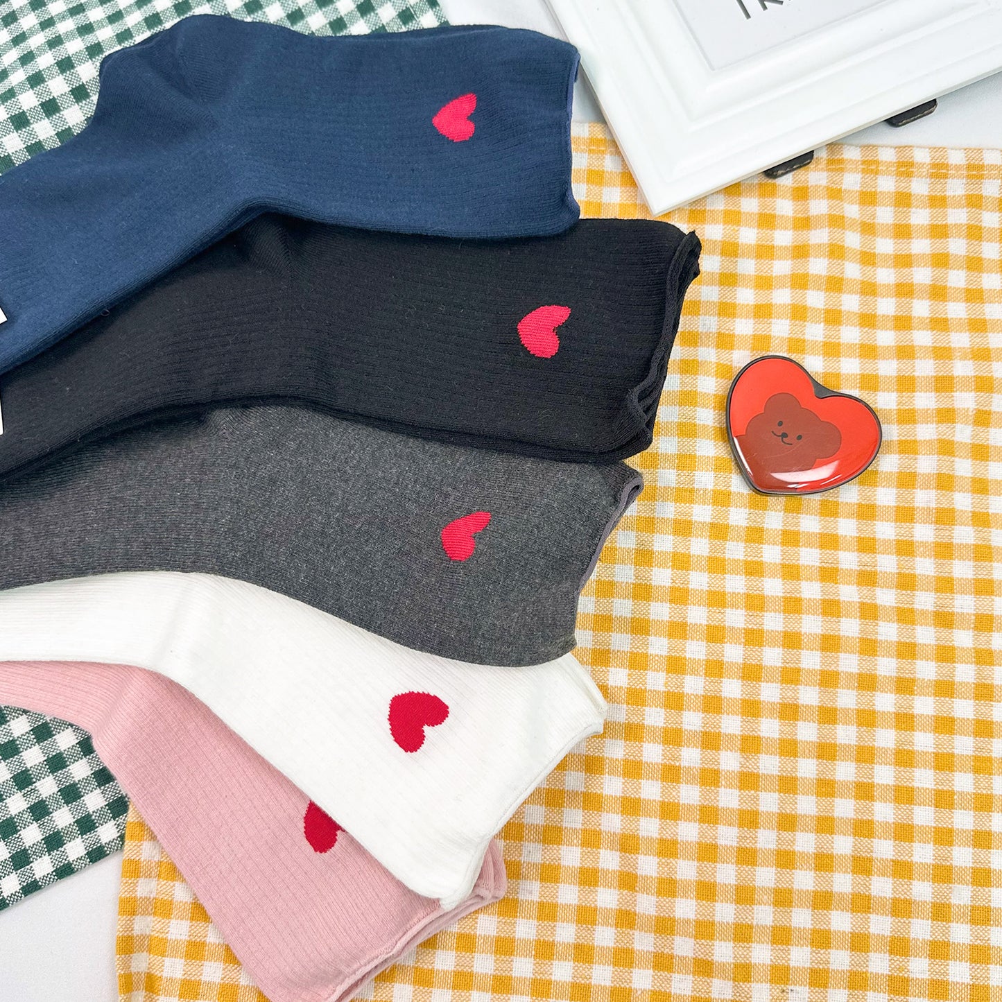 Women's Crew Heart Classic Socks