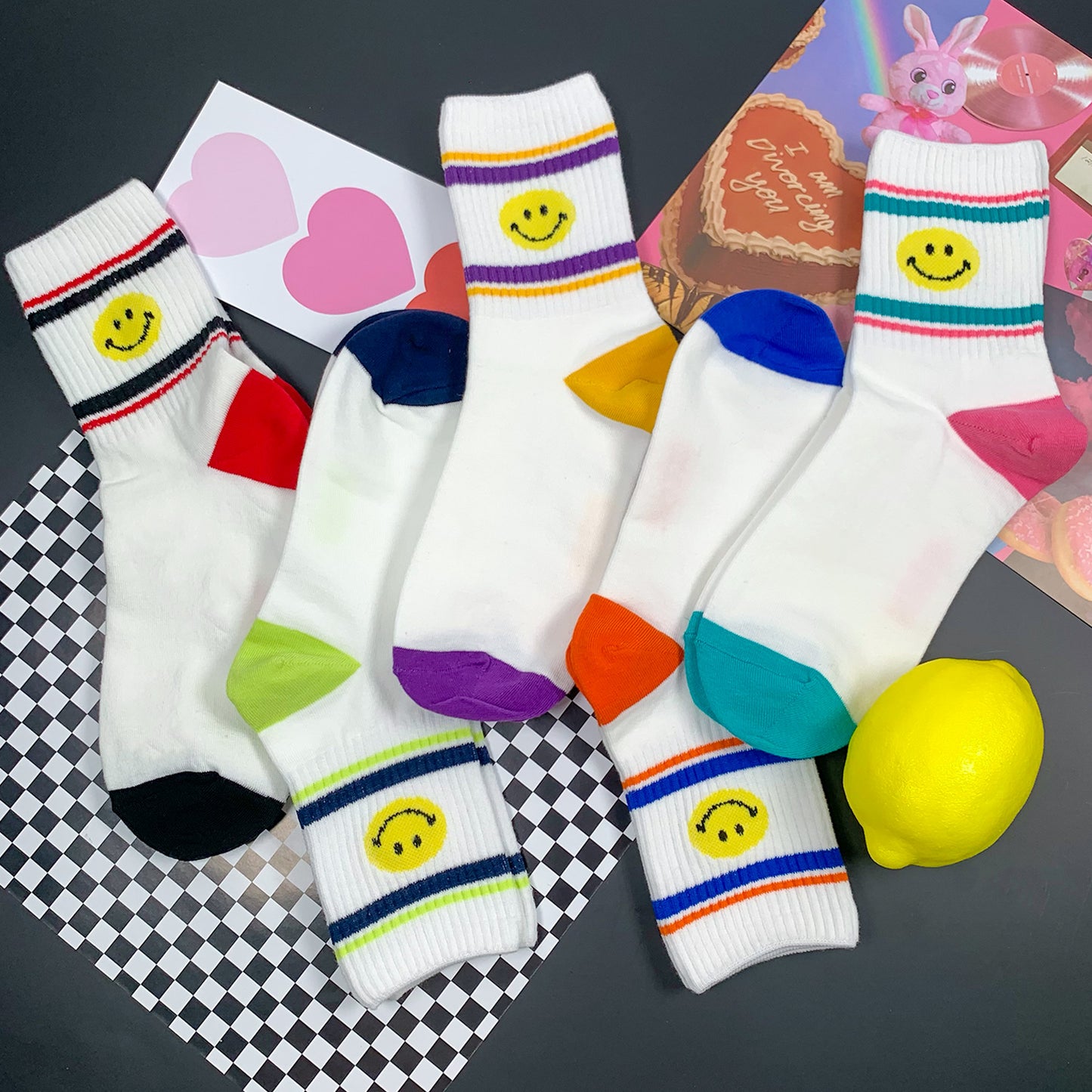 Women's Crew Vivid Smile Checkerboard Socks