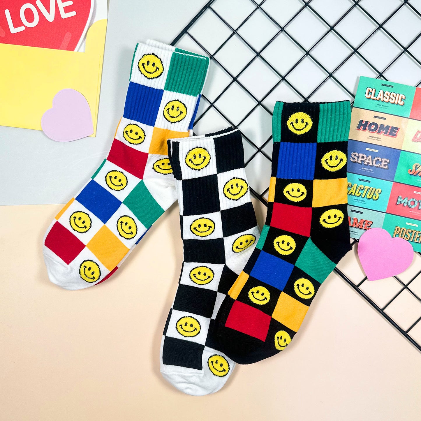 Women's Crew Socks - Smile Checkerboard