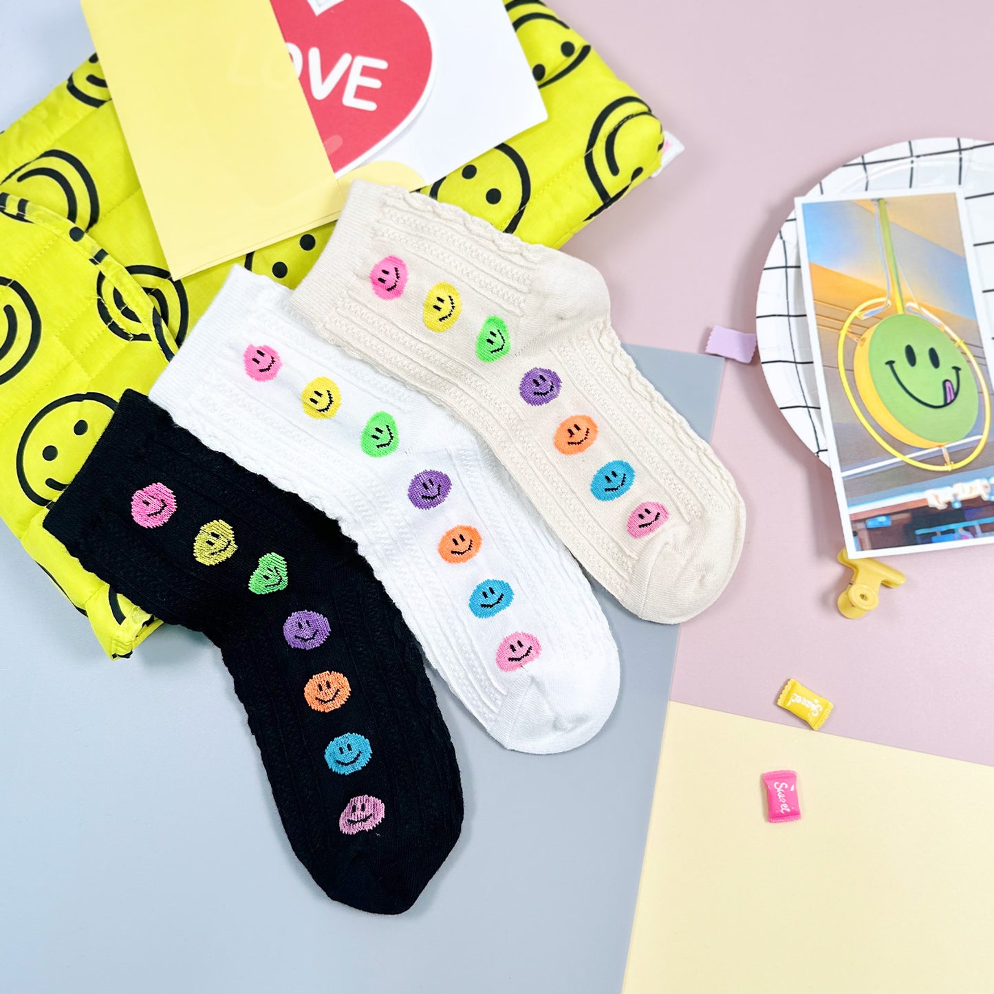 Women's Crew Smile Twist Socks
