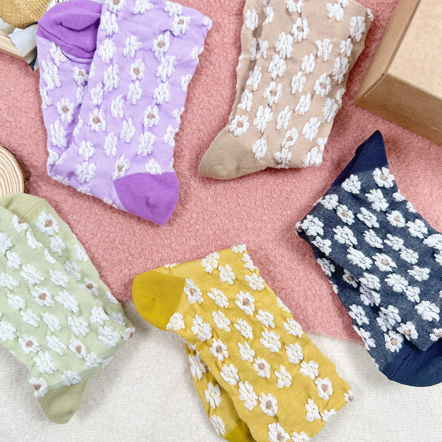 Women's Crew Frill Baby Flower Socks