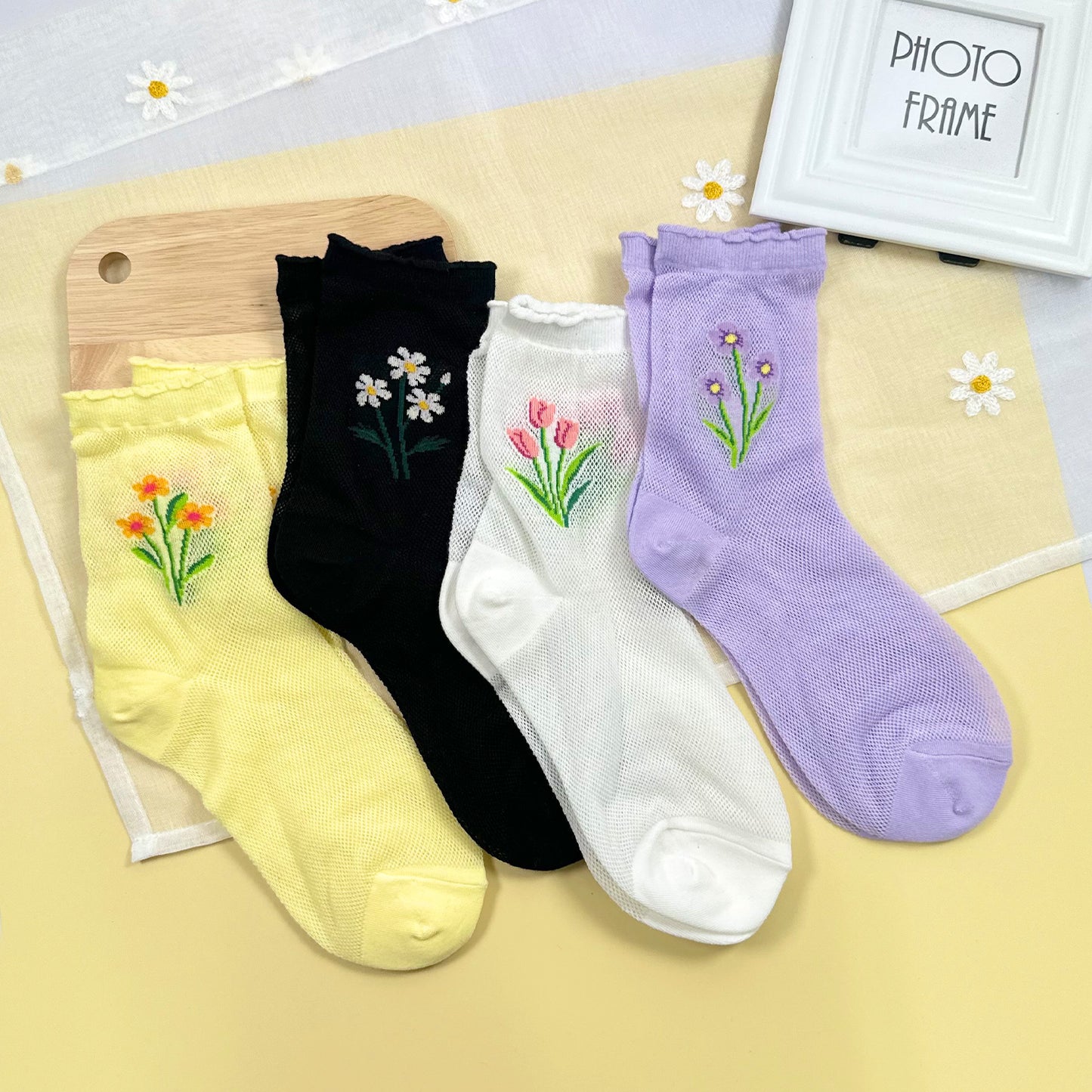 Women's Crew Mesh Romantic Day Socks