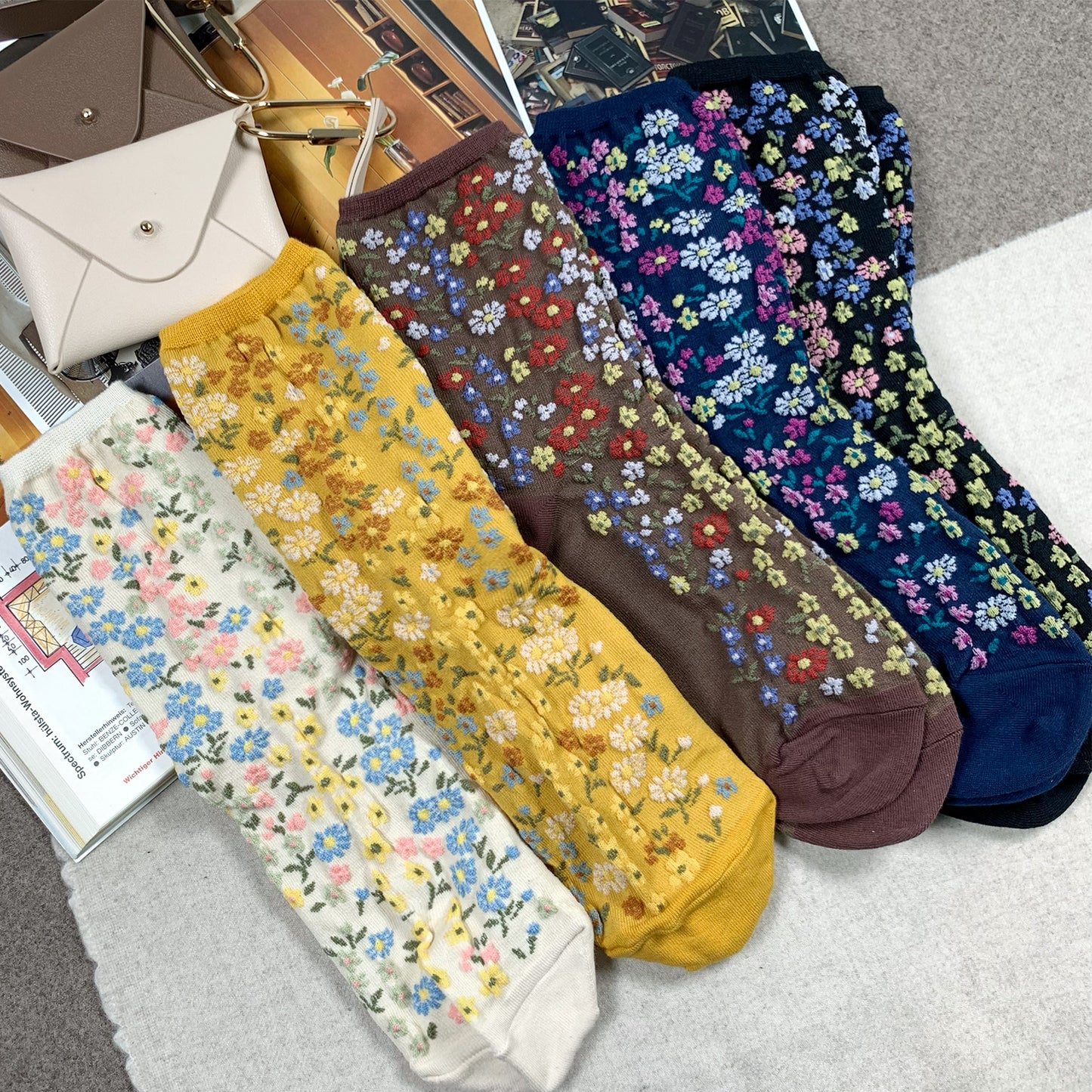 Women's Crew Blooming Garden Socks