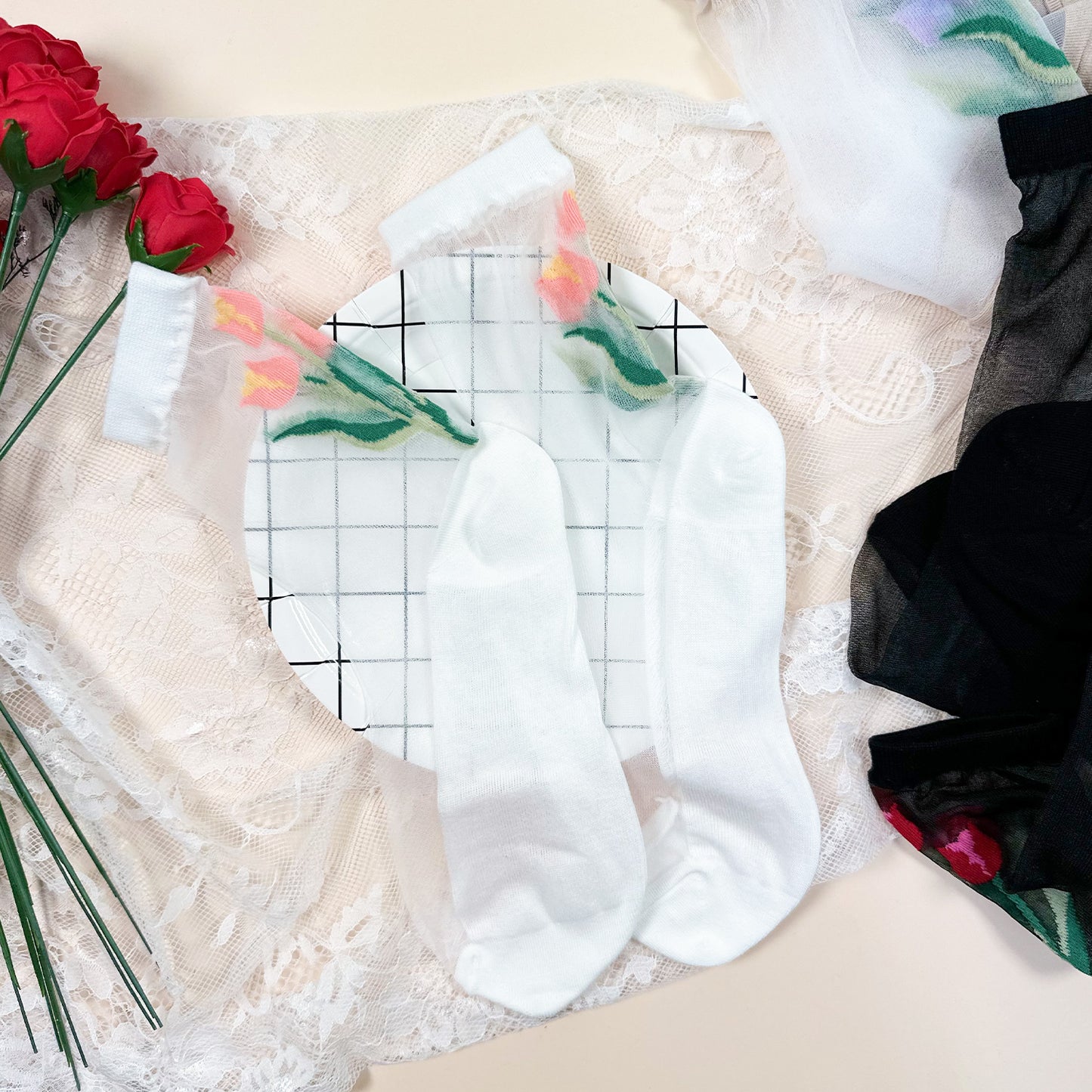 Women's Crew Tulip See-Through Socks