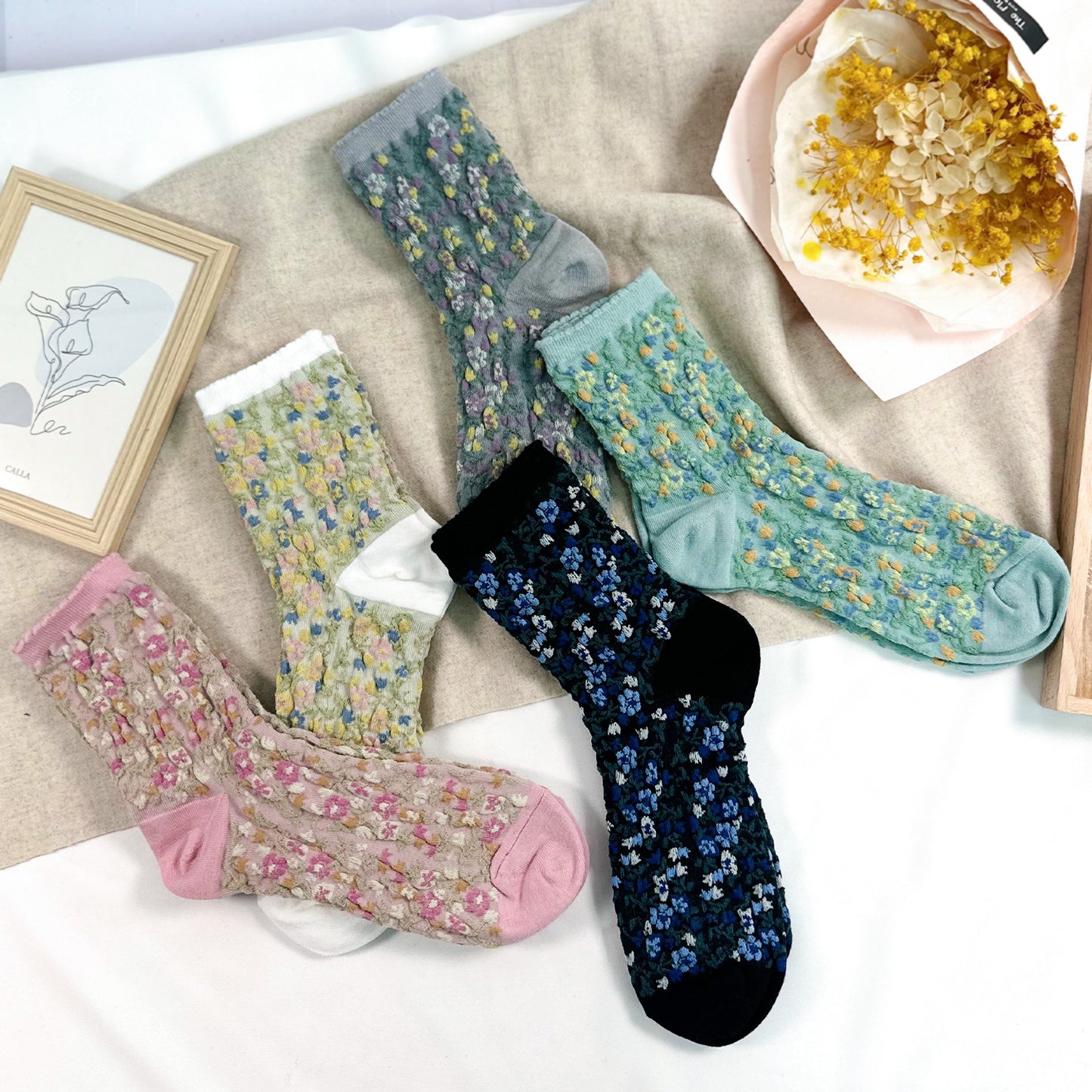 Women's Crew Mori Garden Flower Socks