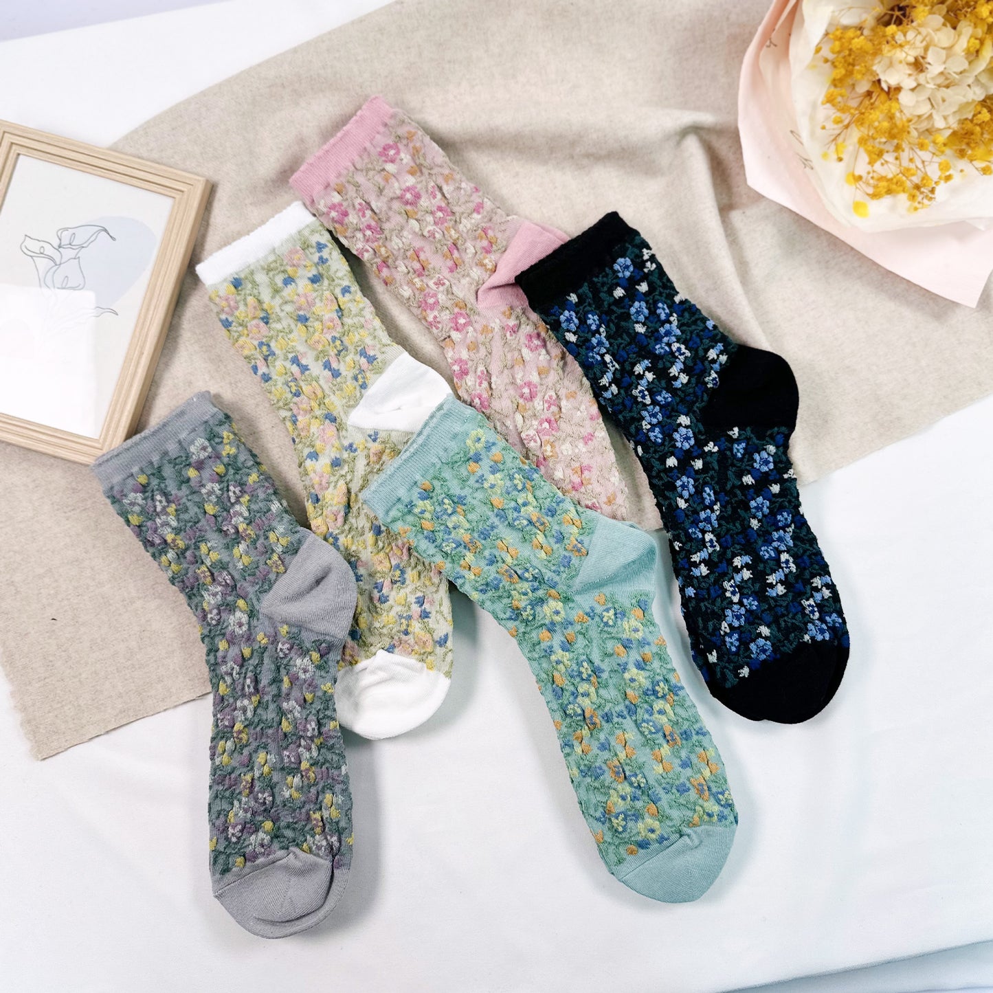 Women's Crew Mori Garden Flower Socks