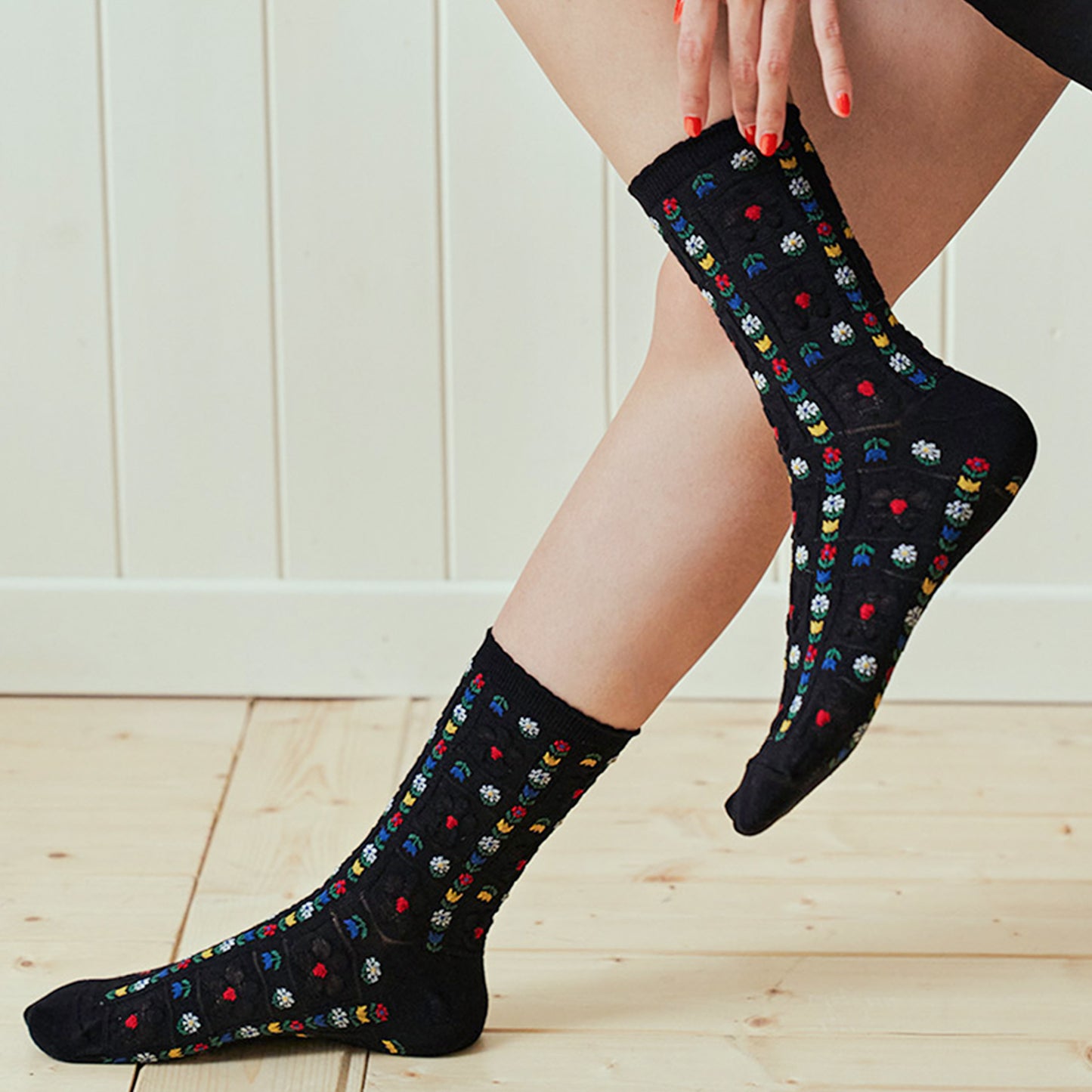 Women's Crew Grid Flower Socks