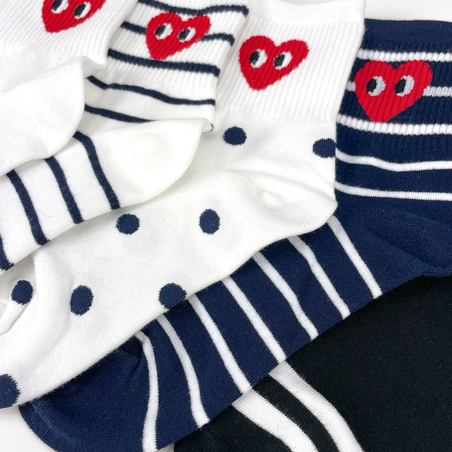 Women's Crew Falling In Love Socks