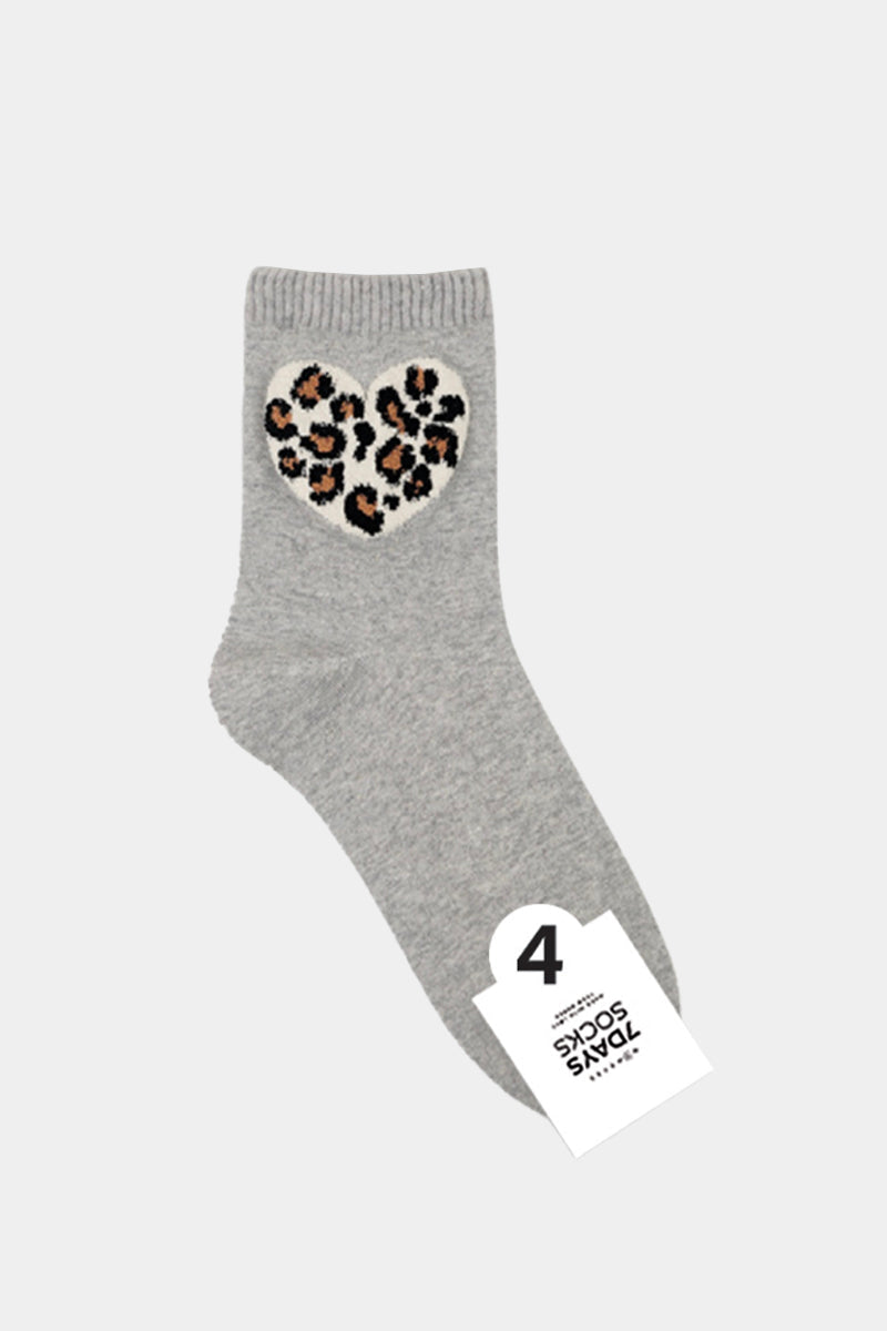 Women's Crew Fluffy Leopard Print Socks