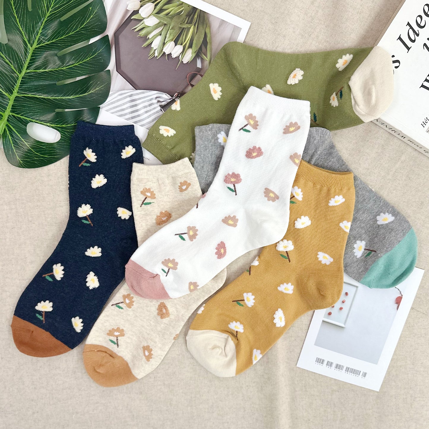 Women's Crew Daisy Garden Socks