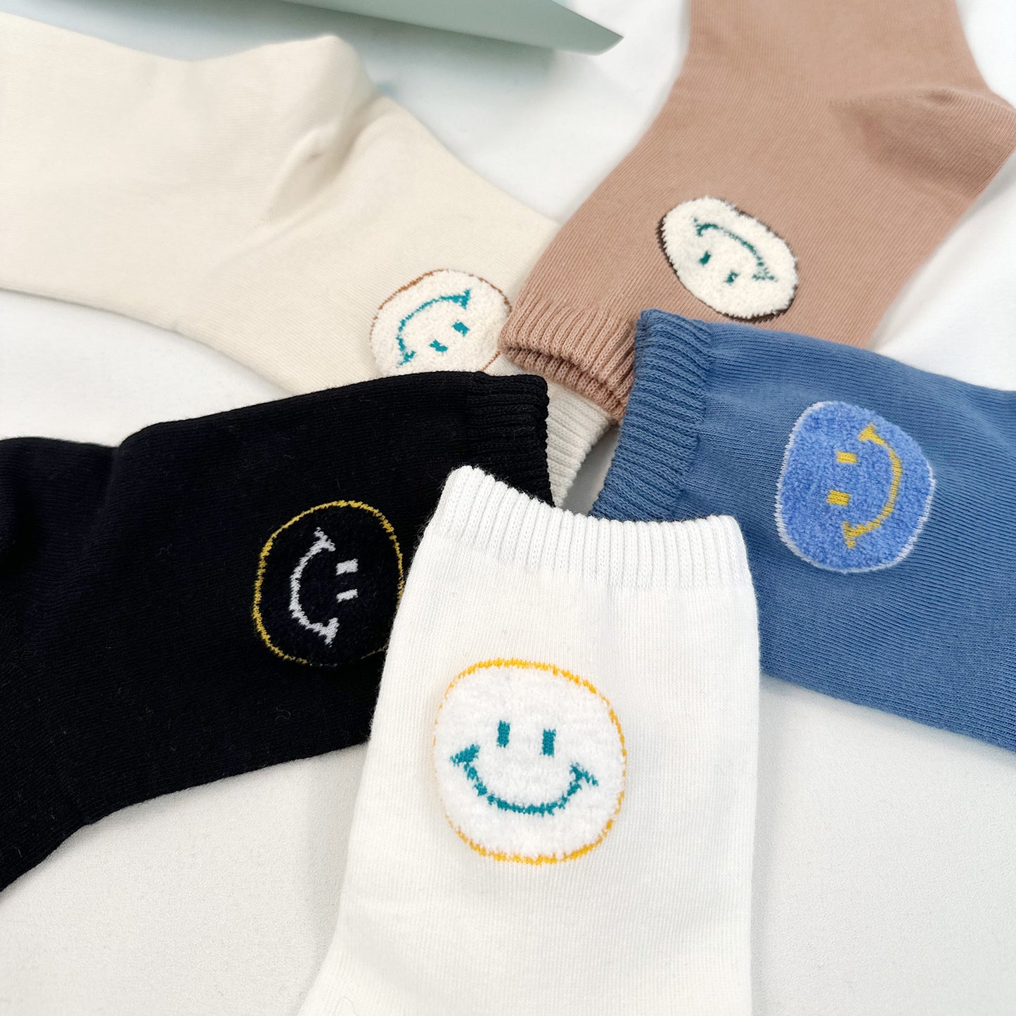 Women's Crew Pop-Up Smile Socks