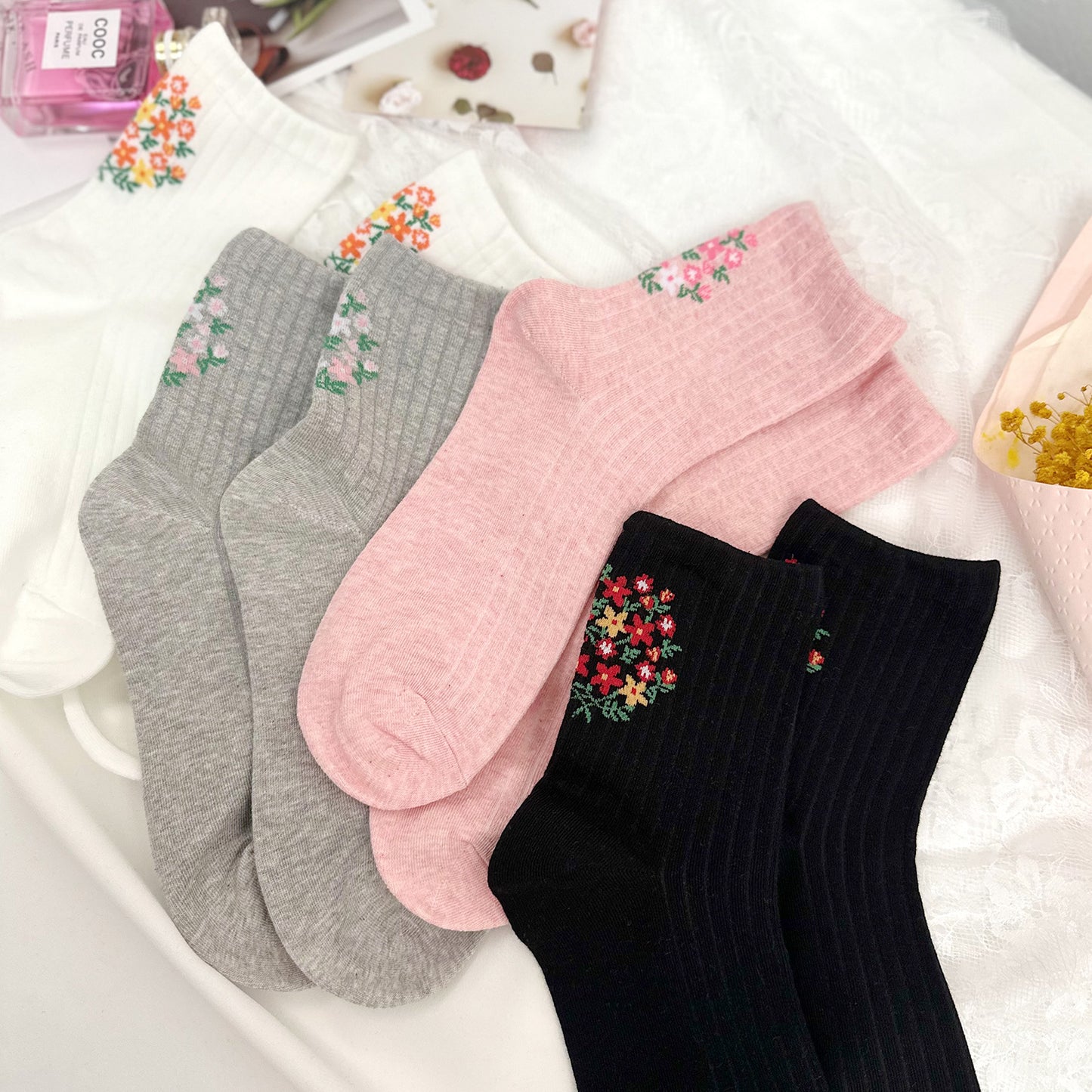 Women's Crew Happy Floral Socks