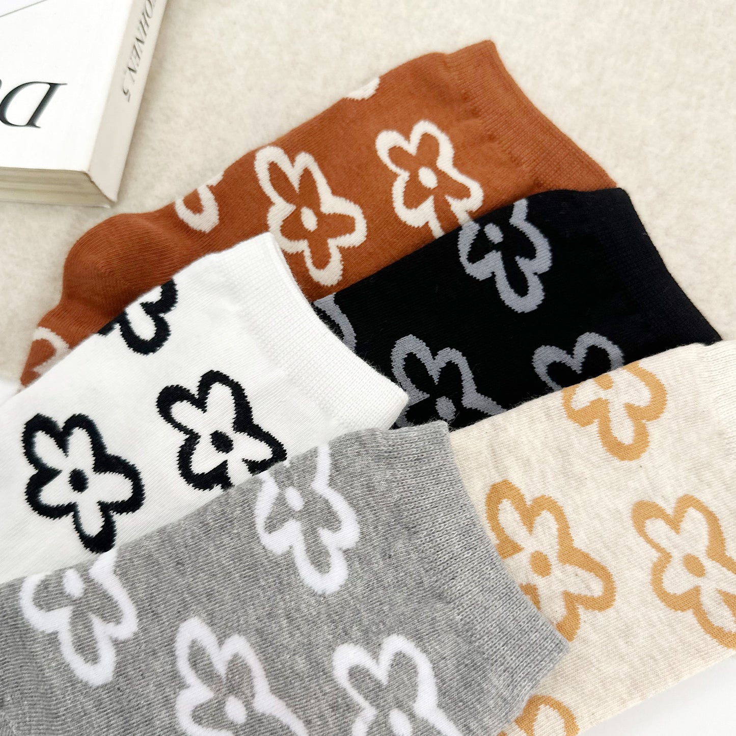 Women's Crew Line Flower Socks