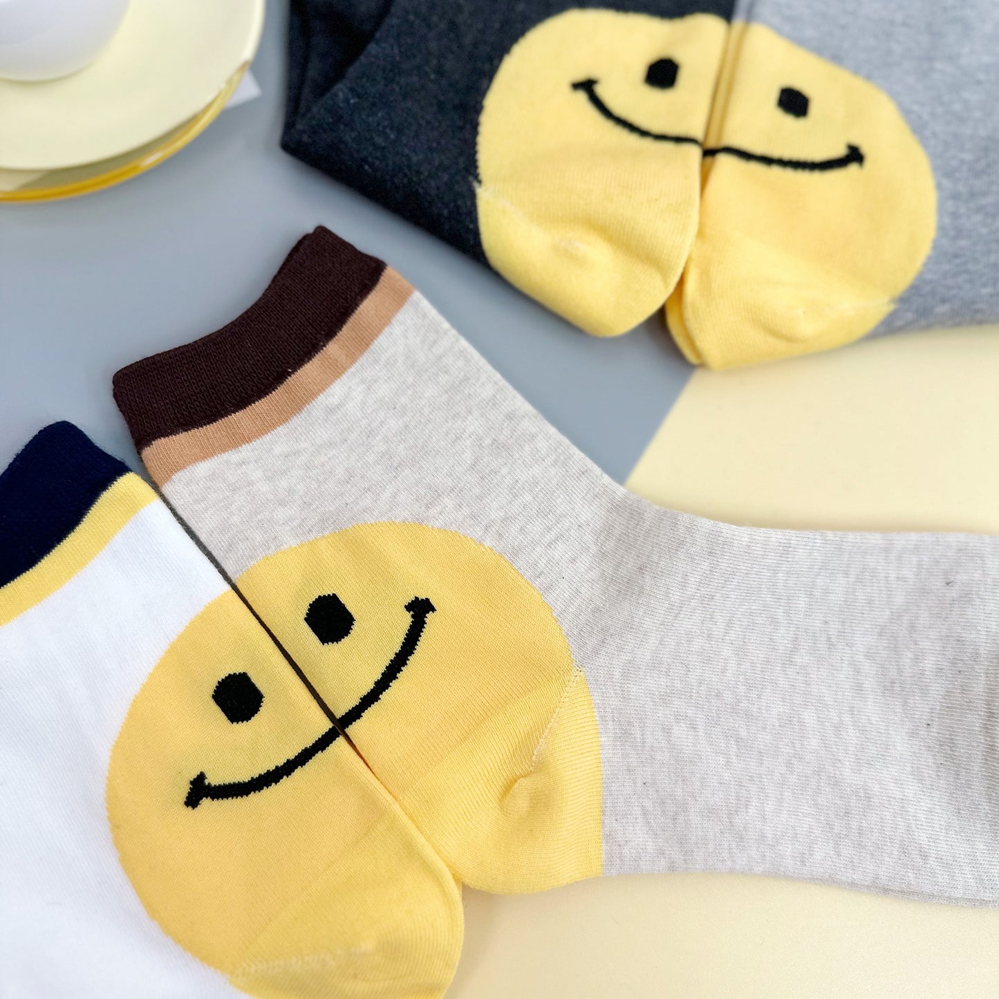 Women's Crew Color Smile Socks